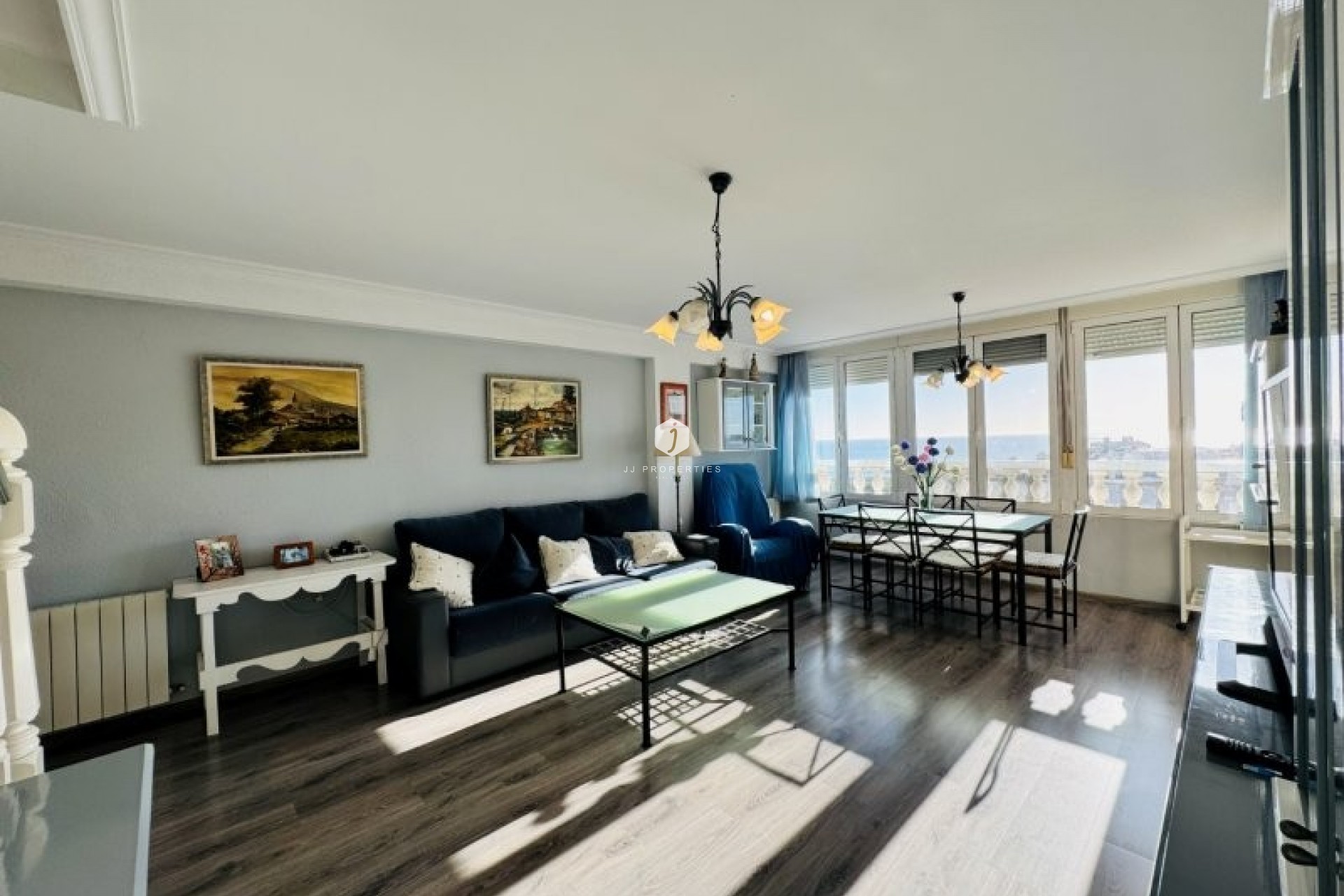 Z drugiej ręki - Daszek -
La Mata - Costa Blanca