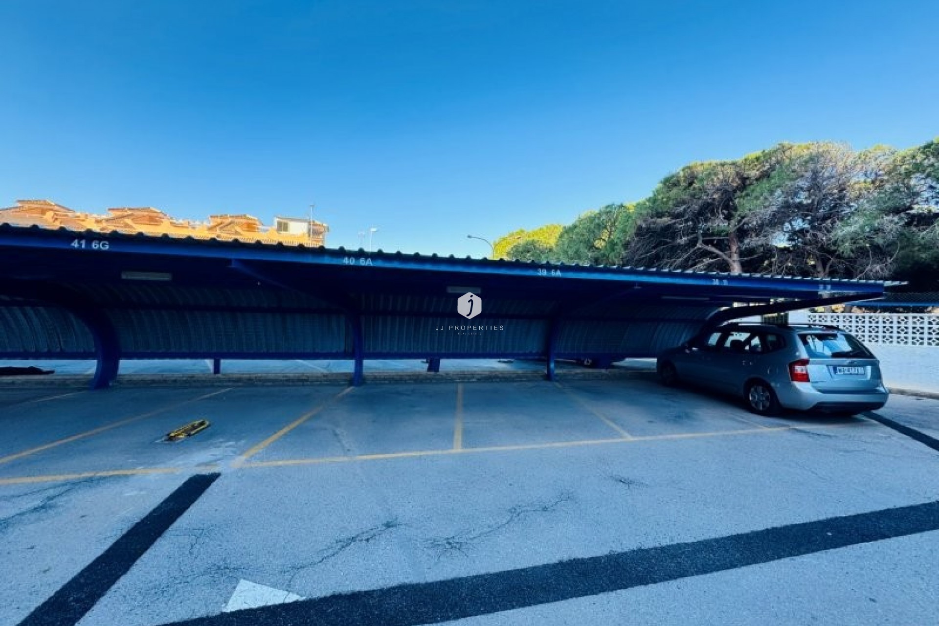 Z drugiej ręki - Daszek -
La Mata - Costa Blanca