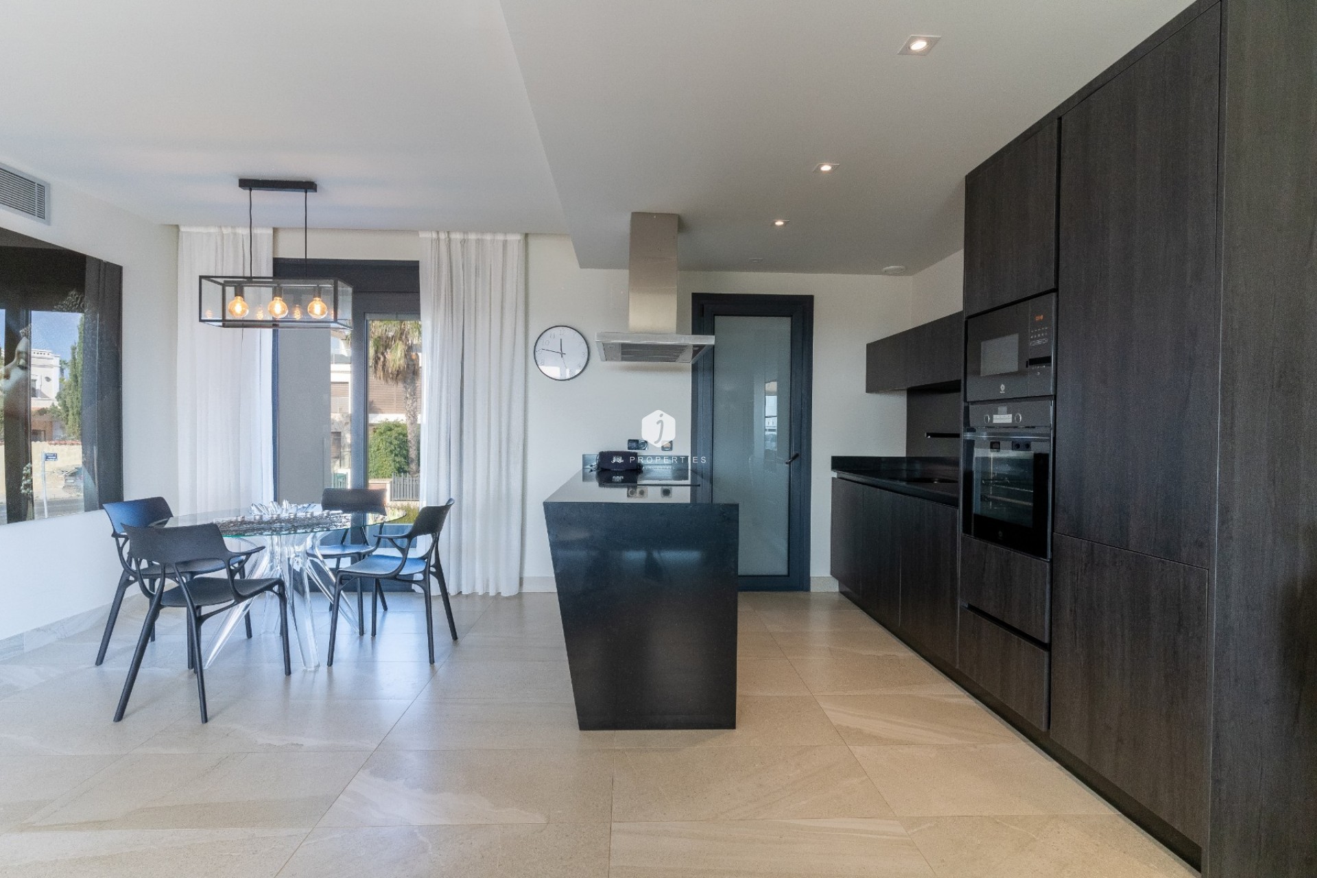 Z drugiej ręki - Daszek -
Orihuela Costa - Costa Blanca