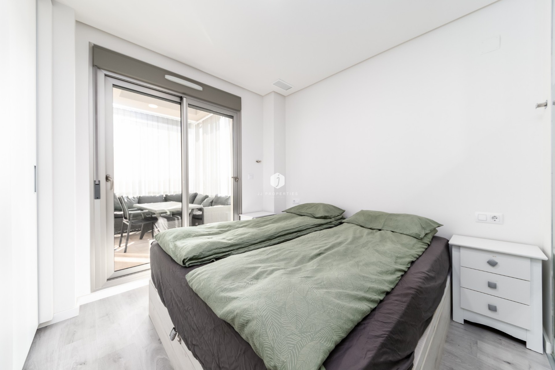 Z drugiej ręki - Daszek -
Orihuela Costa - Costa Blanca