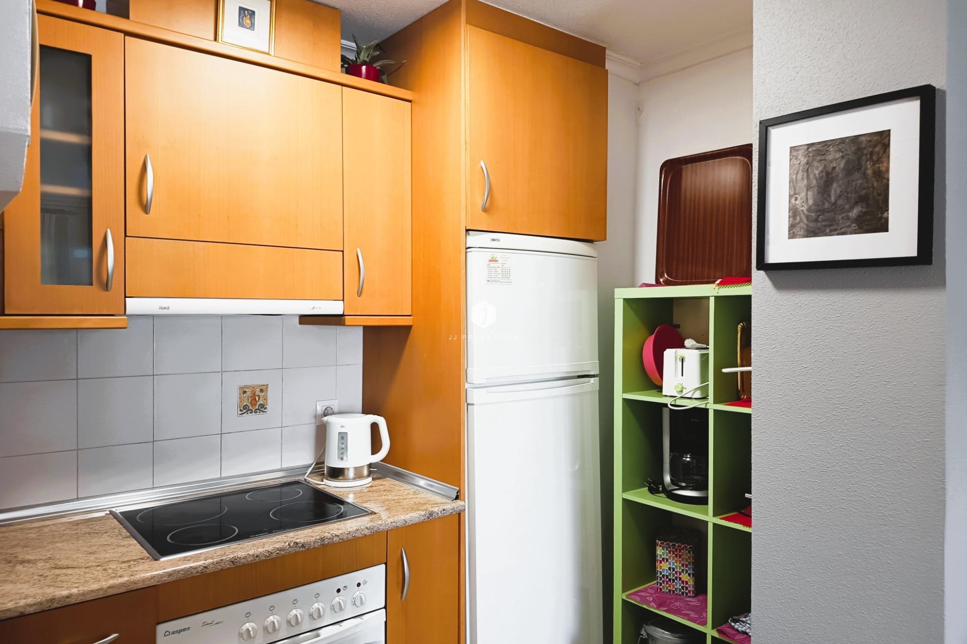 Z drugiej ręki - Daszek -
Orihuela Costa - Costa Blanca