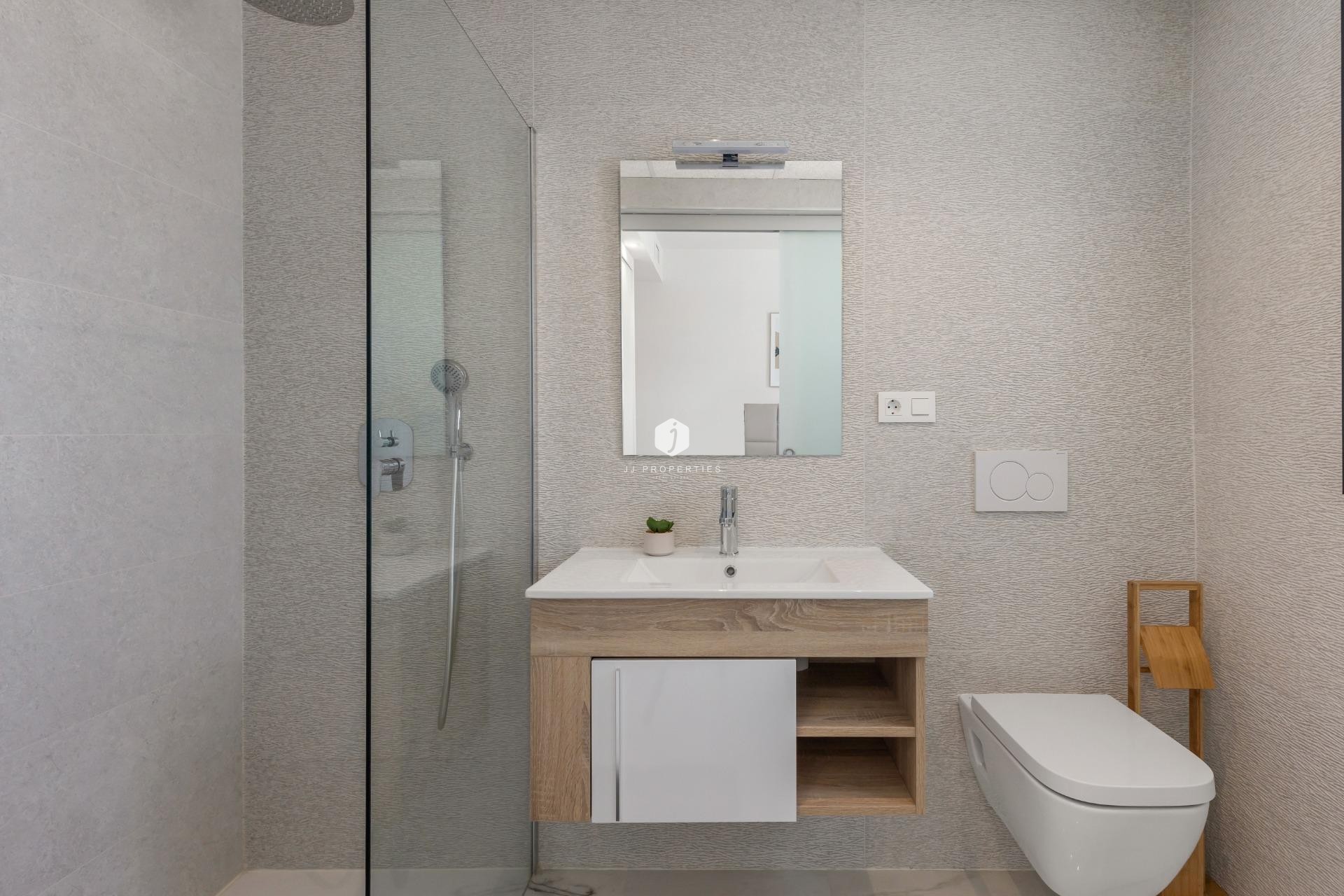 Z drugiej ręki - Daszek -
Orihuela Costa - Playa Flamenca