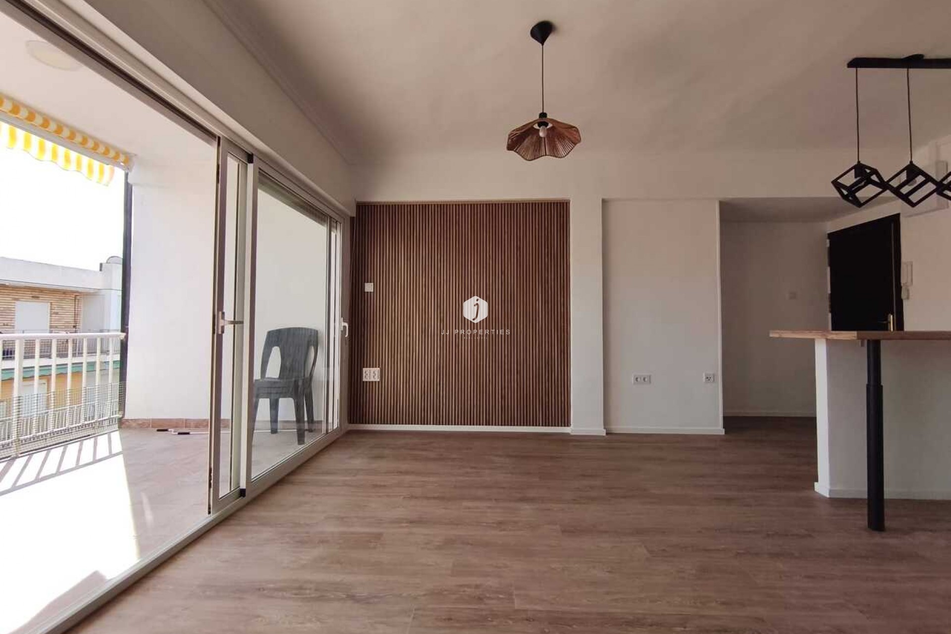 Z drugiej ręki - Daszek -
Punta Prima - Costa Blanca
