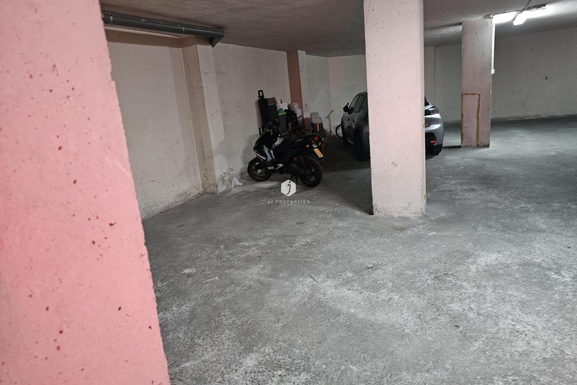 Z drugiej ręki - Daszek -
Torrevieja - CENTRE