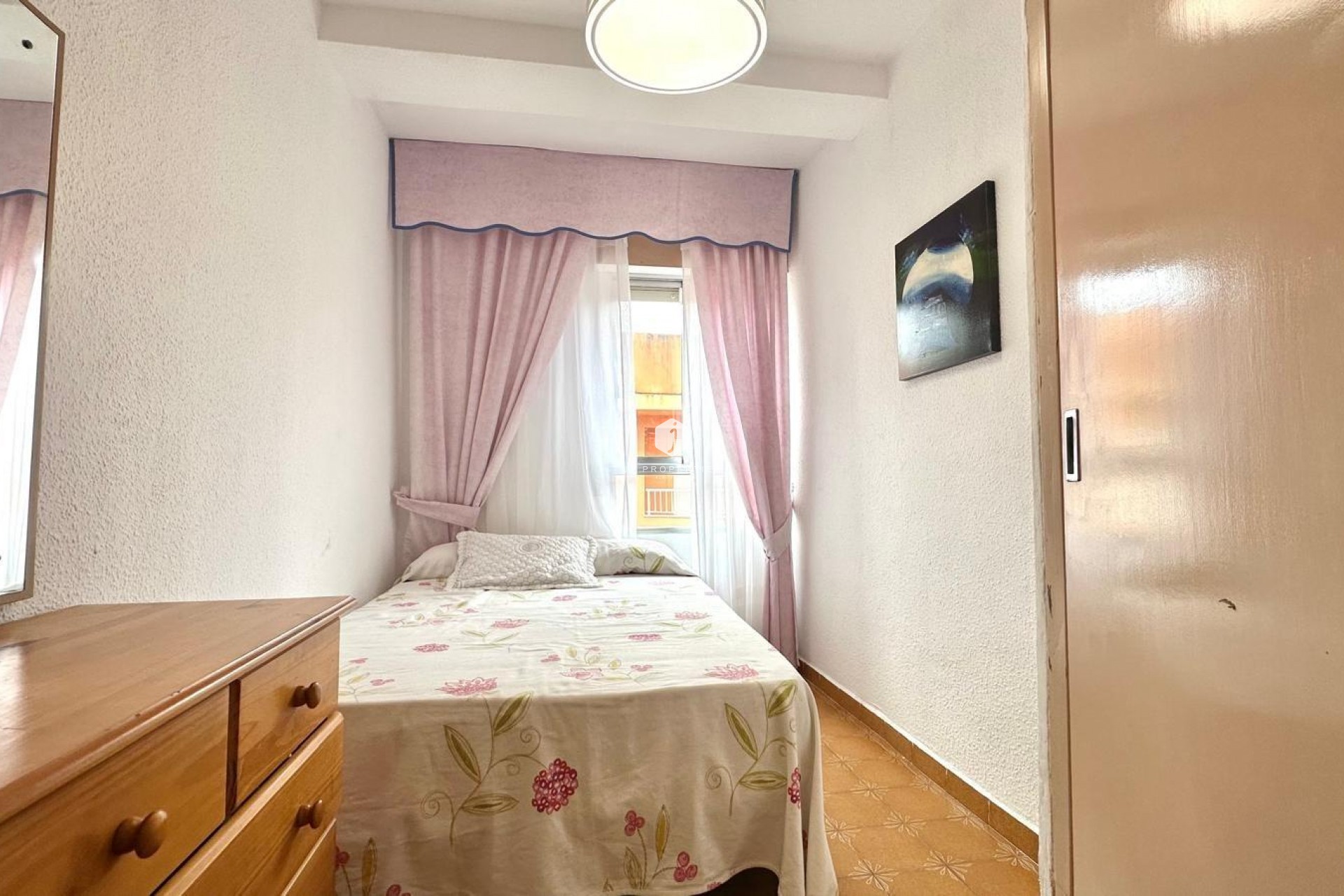 Z drugiej ręki - Daszek -
Torrevieja - Centro