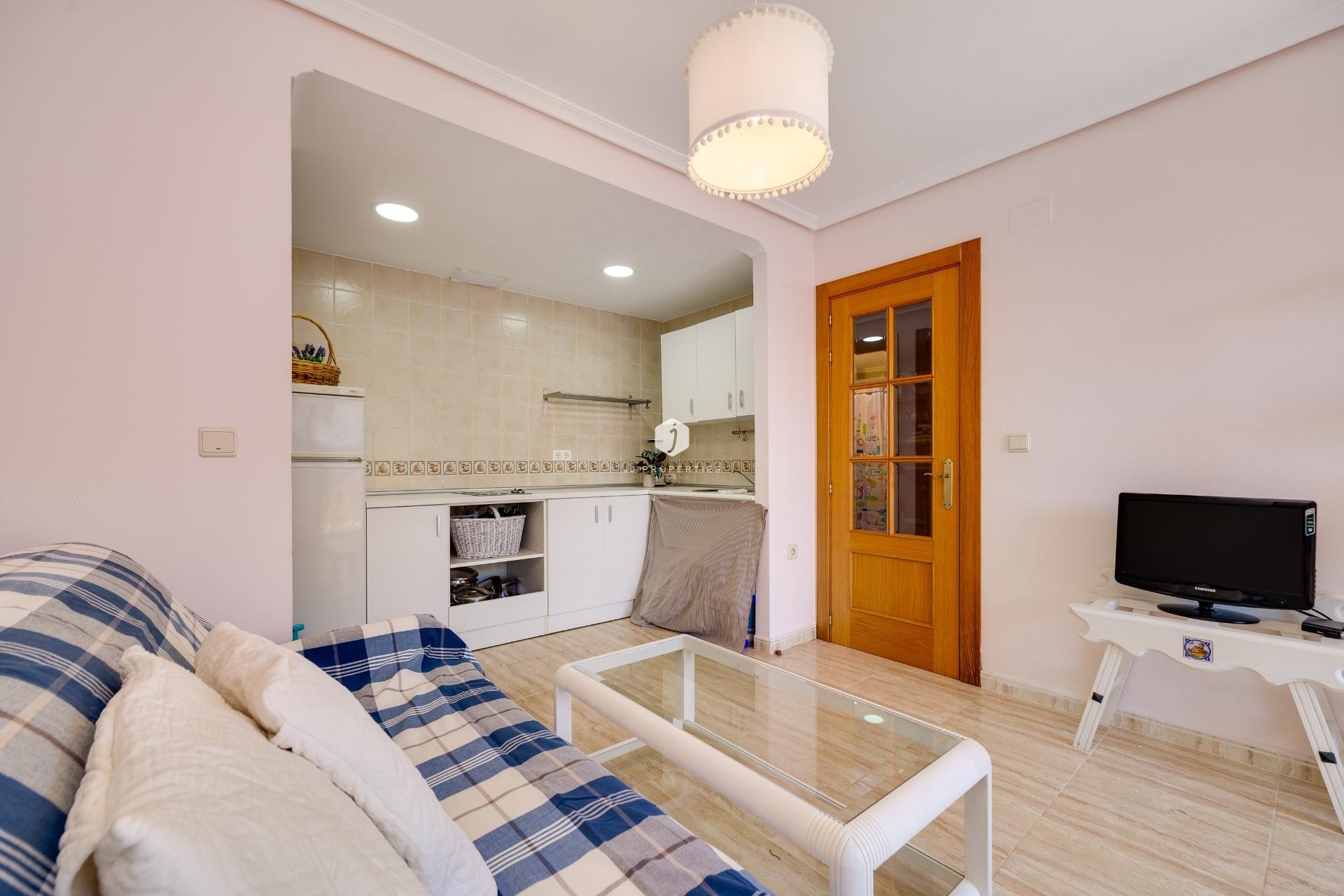 Z drugiej ręki - Daszek -
Torrevieja - Centro