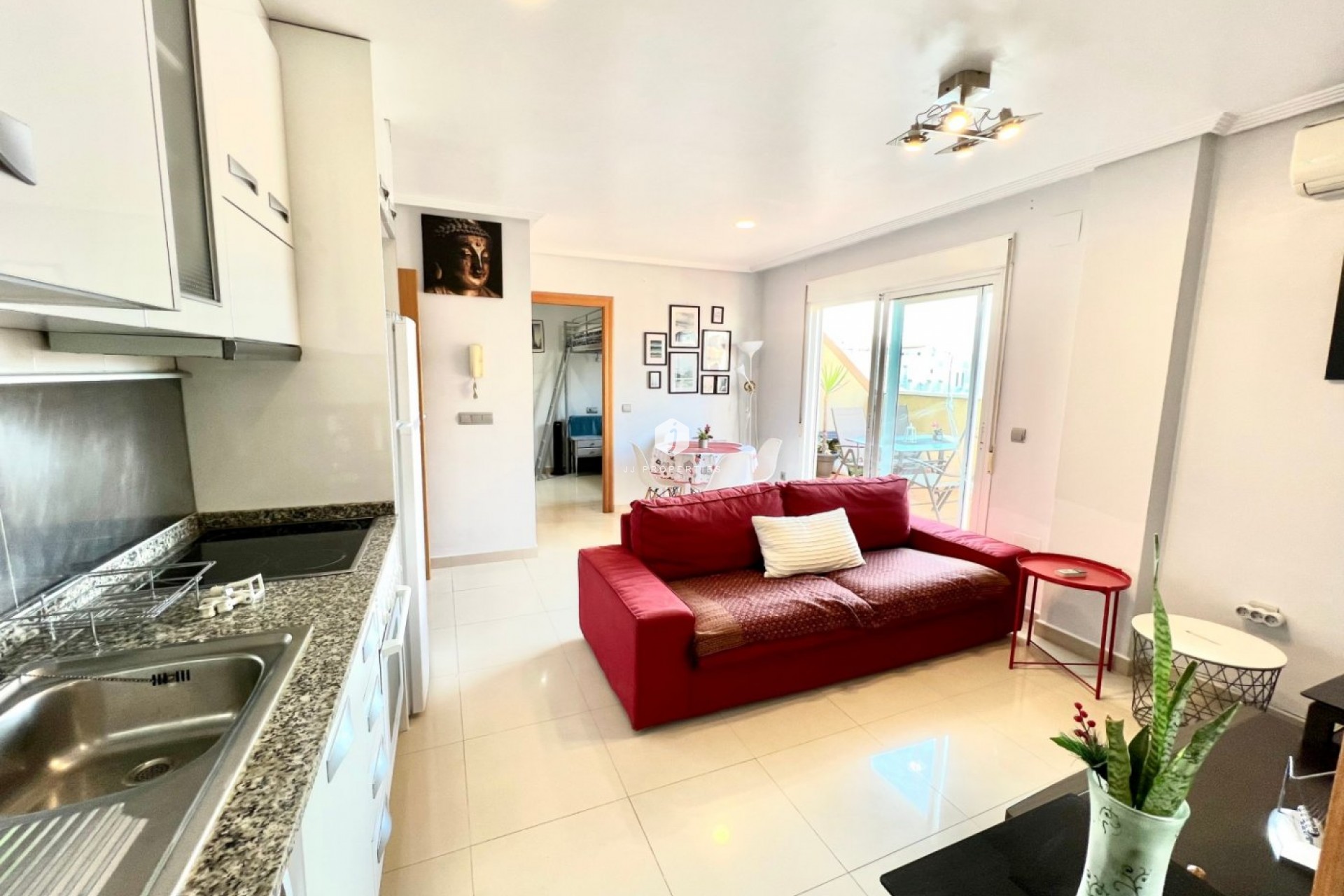 Z drugiej ręki - Daszek -
Torrevieja - Centro