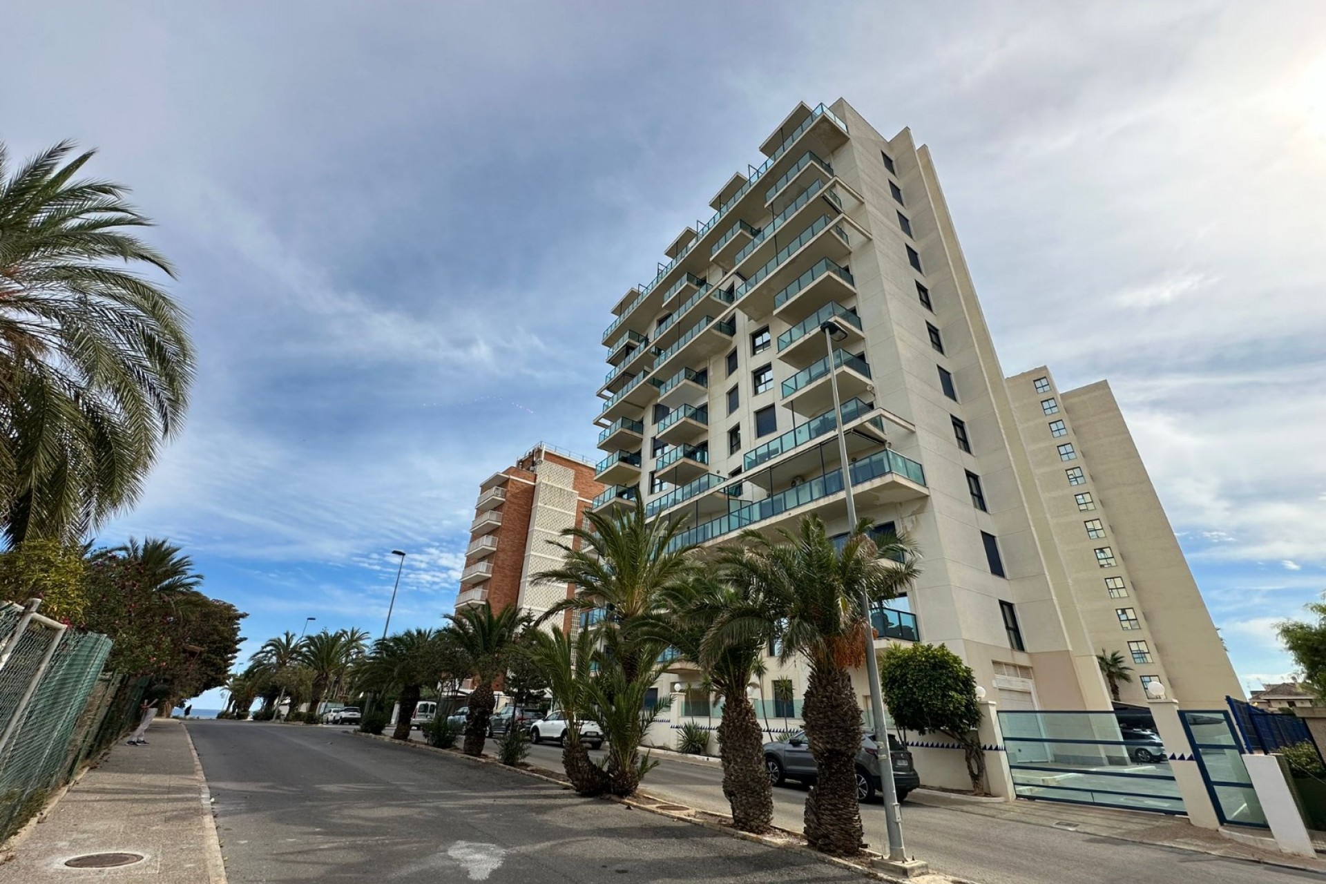 Z drugiej ręki - Daszek -
Torrevieja - Costa Blanca