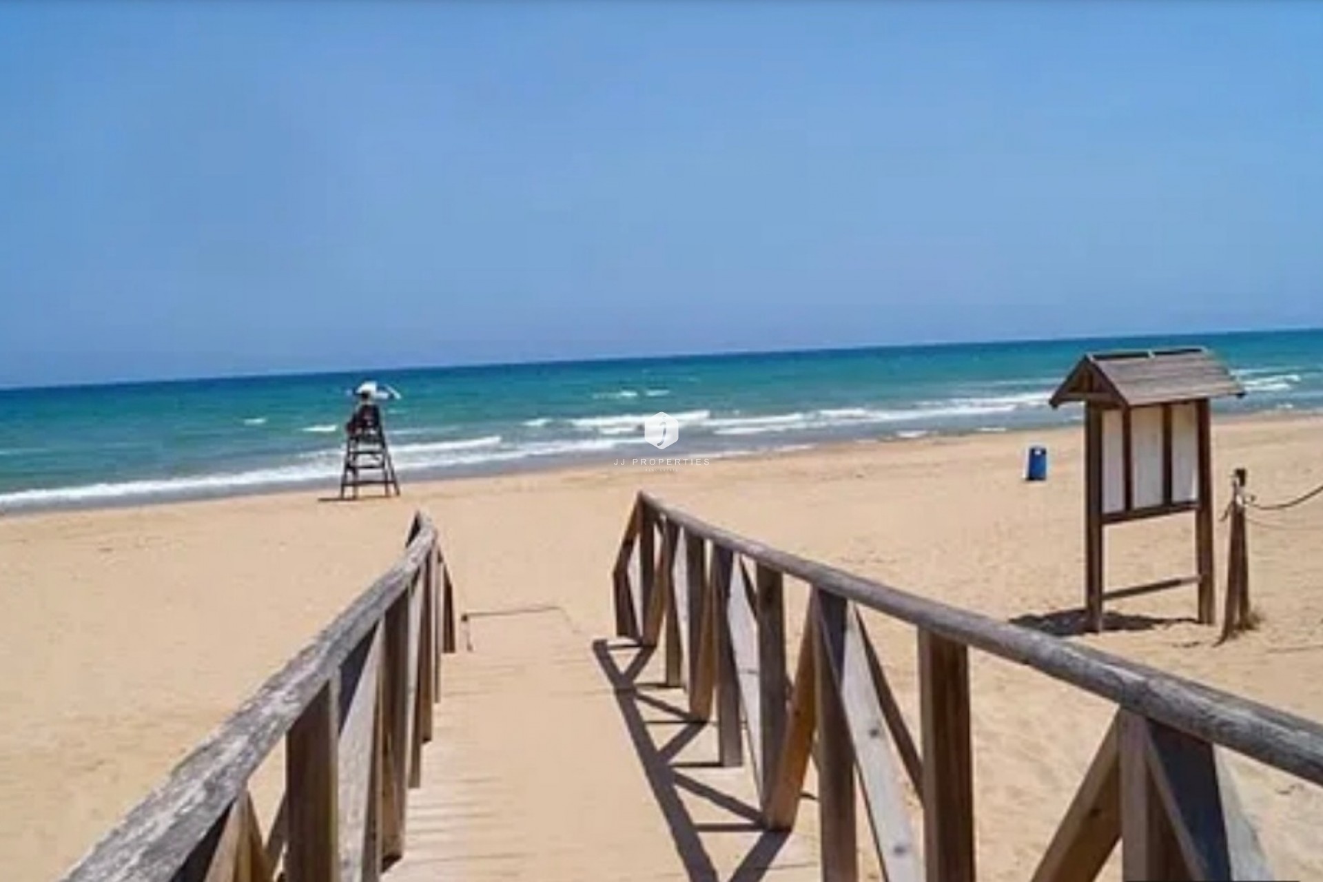 Z drugiej ręki - Daszek -
Torrevieja - Costa Blanca