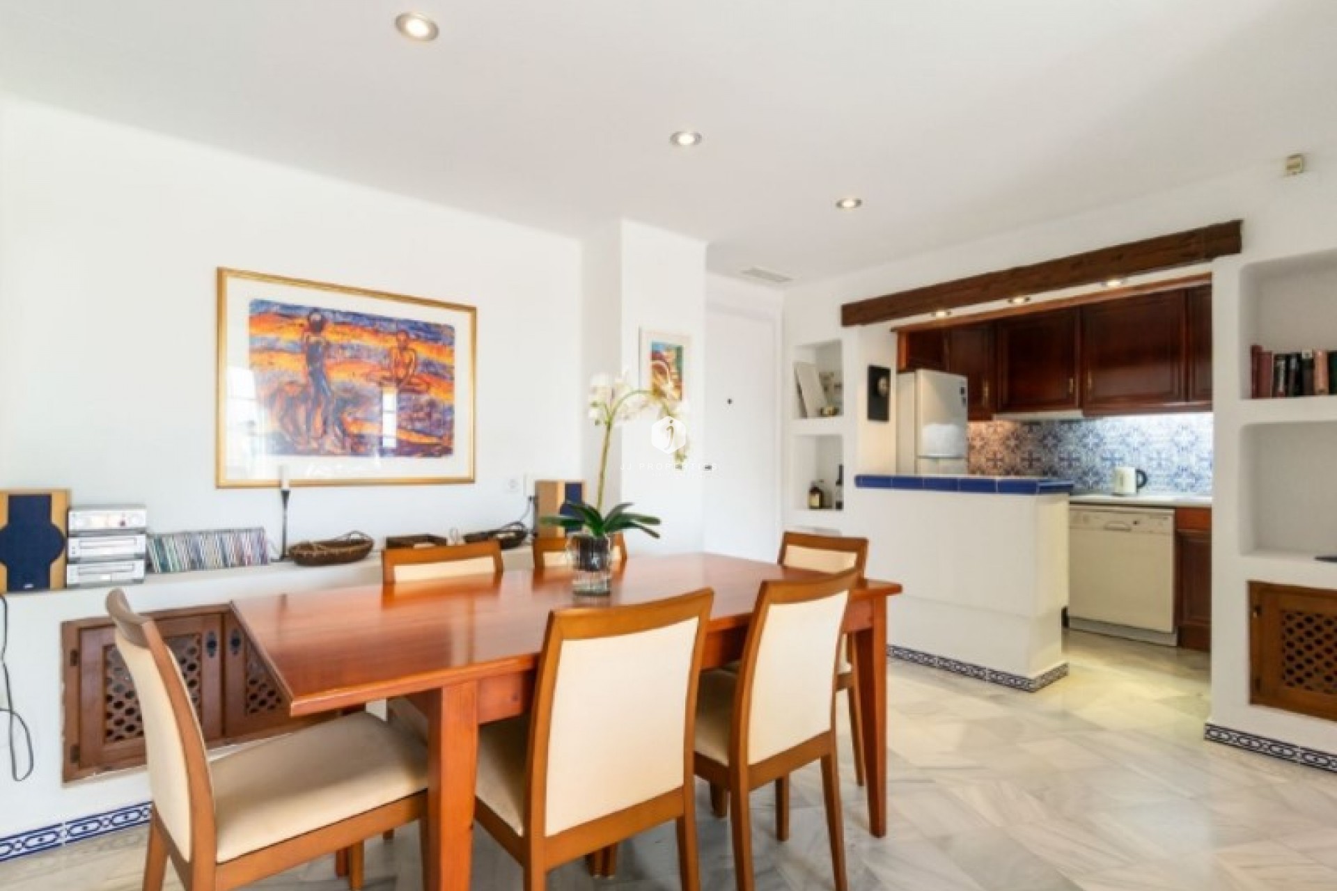 Z drugiej ręki - Daszek -
Torrevieja - Costa Blanca