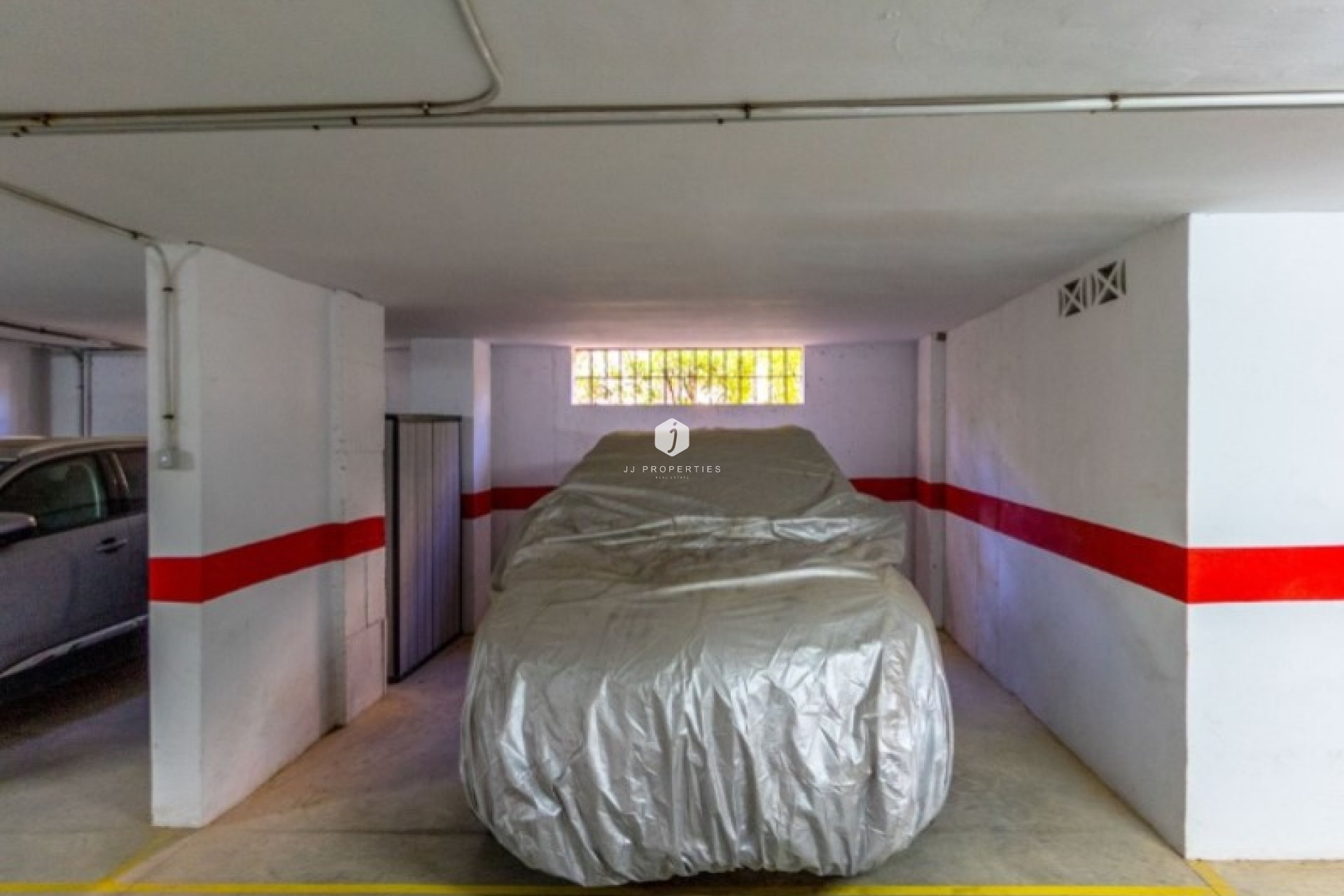 Z drugiej ręki - Daszek -
Torrevieja - Costa Blanca