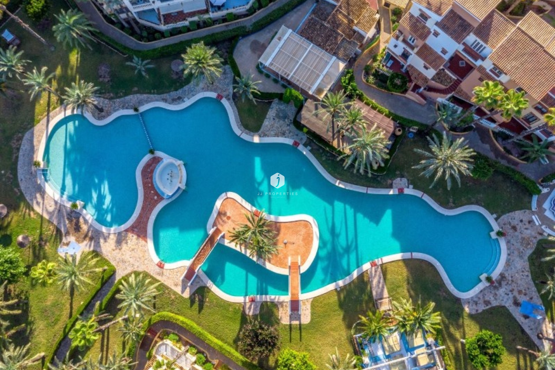 Z drugiej ręki - Daszek -
Torrevieja - Costa Blanca