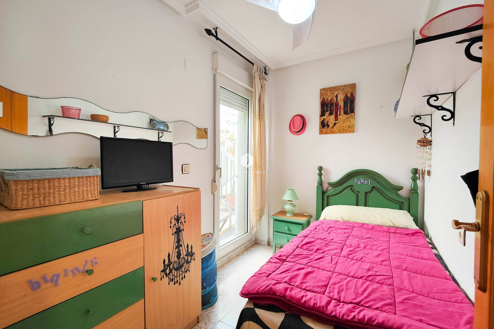 Z drugiej ręki - Daszek -
Torrevieja - Costa Blanca