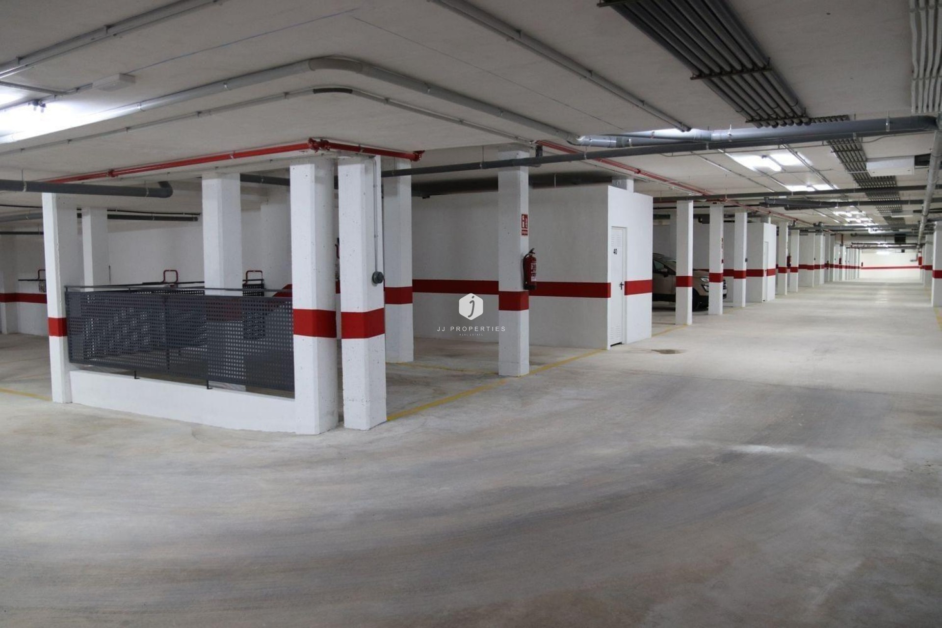 Z drugiej ręki - Daszek -
Torrevieja - Costa Blanca