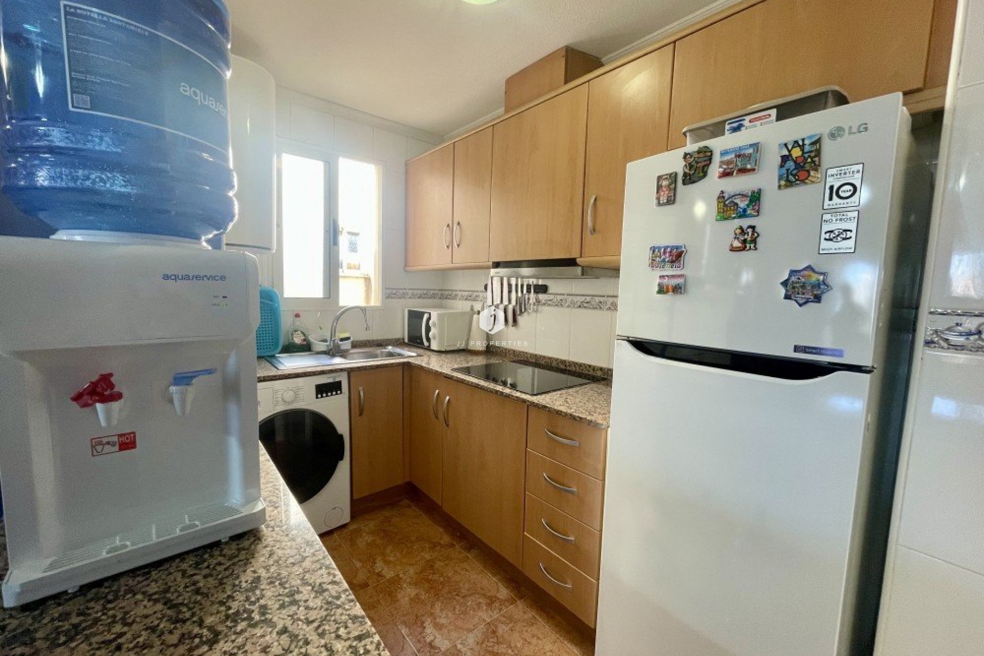 Z drugiej ręki - Daszek -
Torrevieja - Costa Blanca