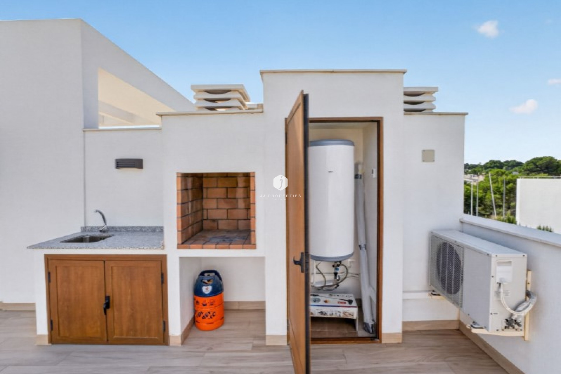 Z drugiej ręki - Daszek -
Torrevieja - Costa Blanca
