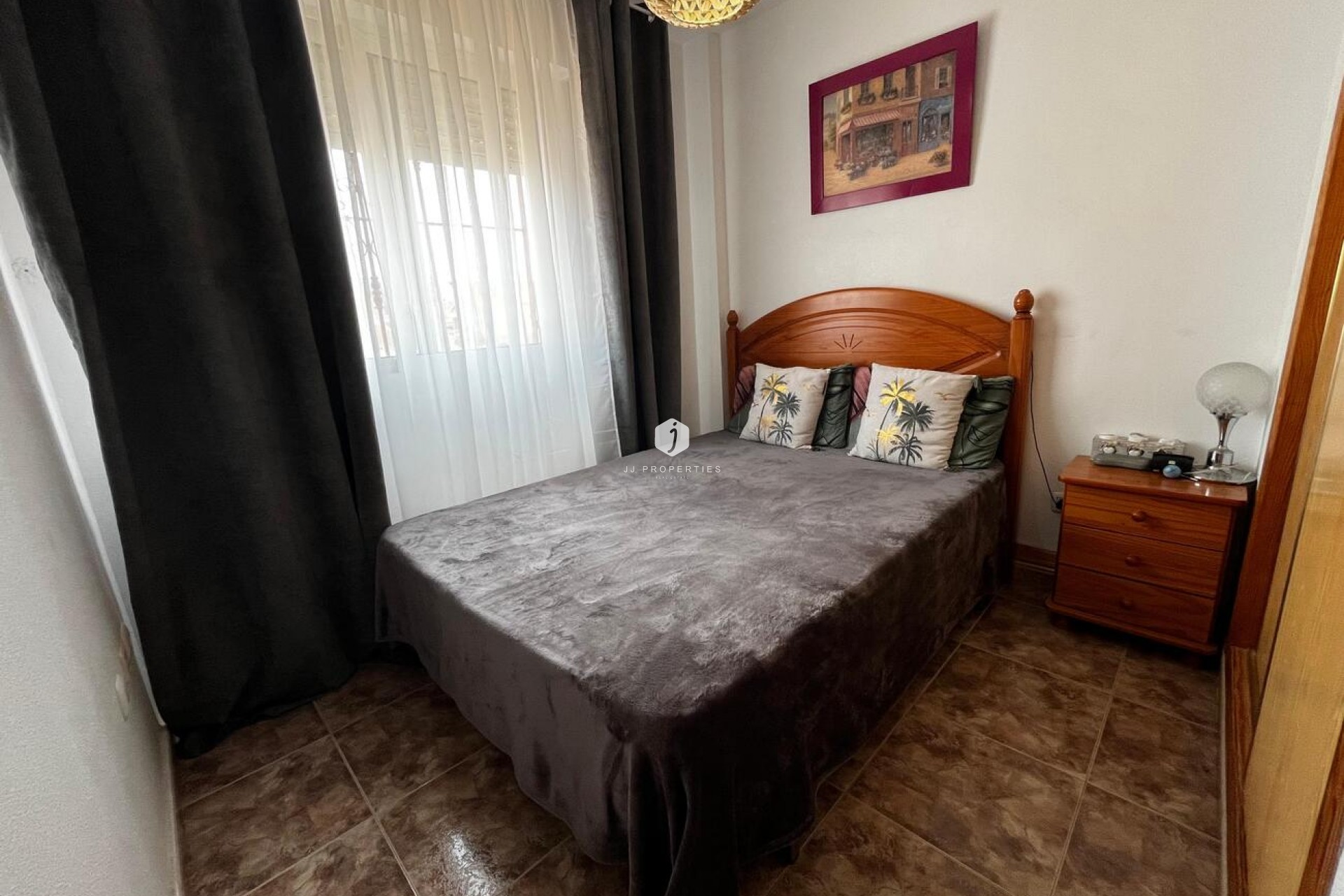 Z drugiej ręki - Daszek -
Torrevieja - La Florida
