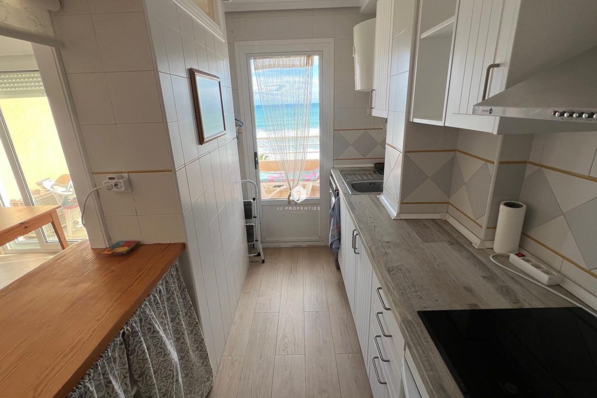 Z drugiej ręki - Daszek -
Torrevieja - La Mata Pueblo