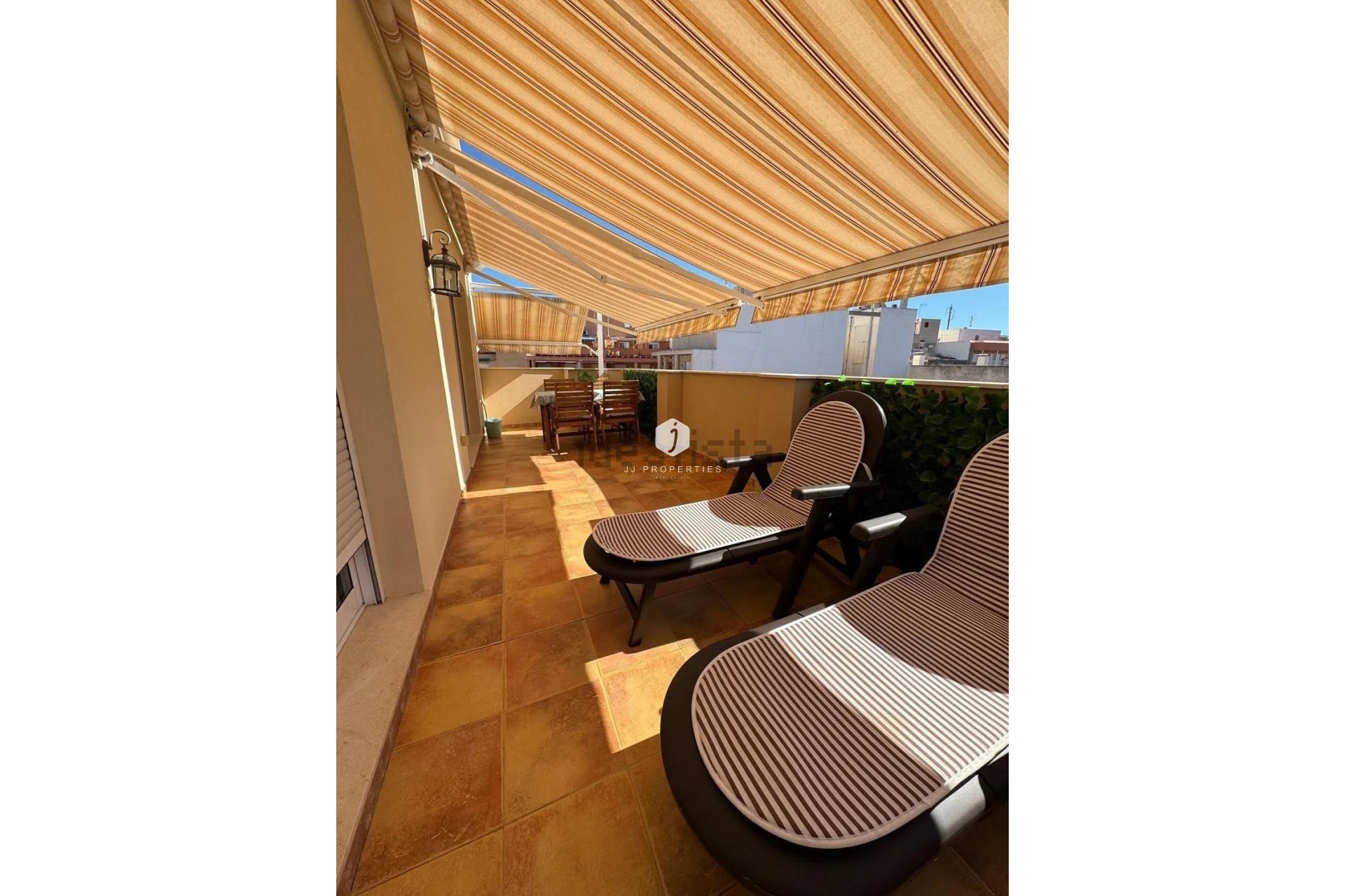 Z drugiej ręki - Daszek -
Torrevieja - La Mata