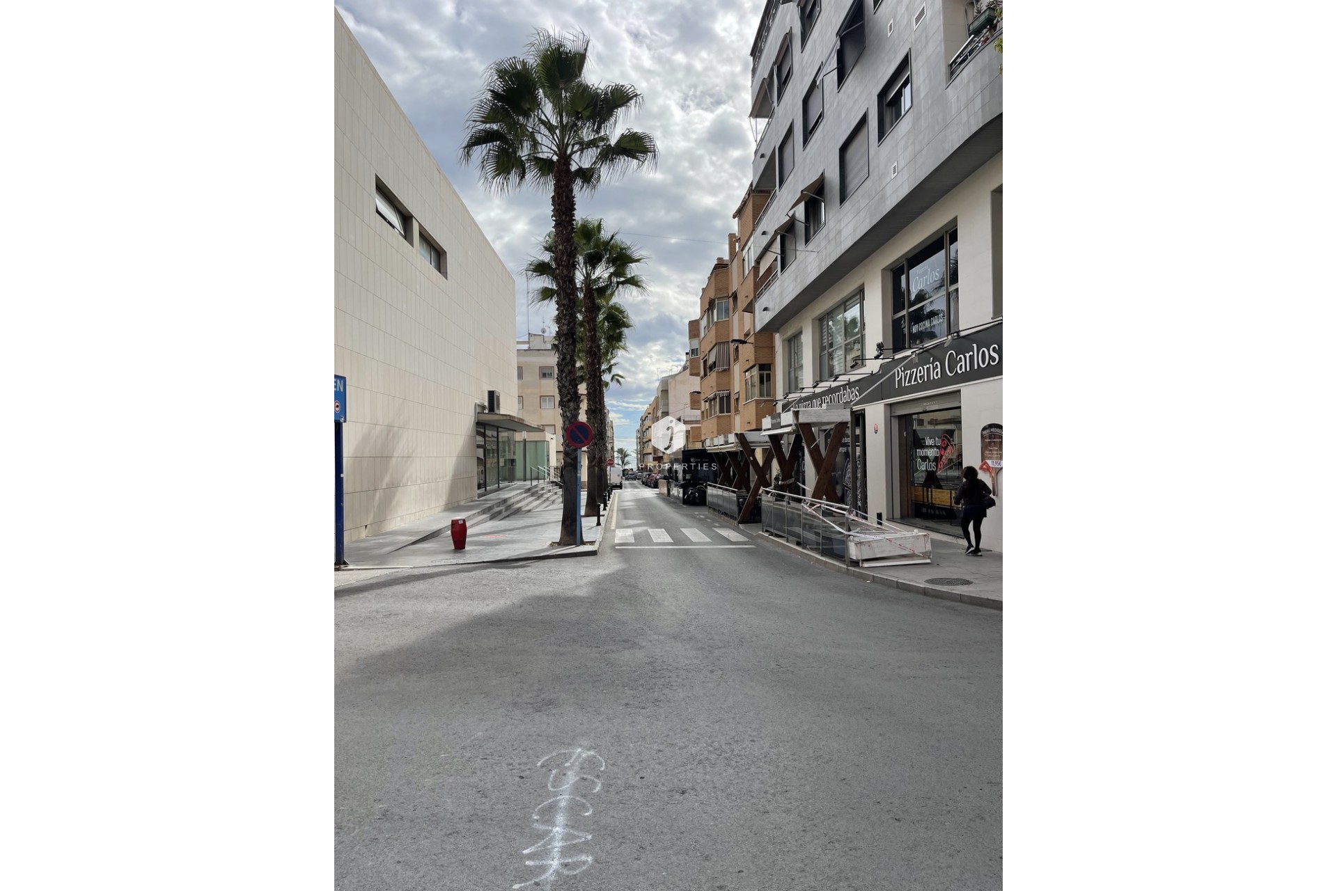 Z drugiej ręki - Daszek -
Torrevieja - Playa de cura