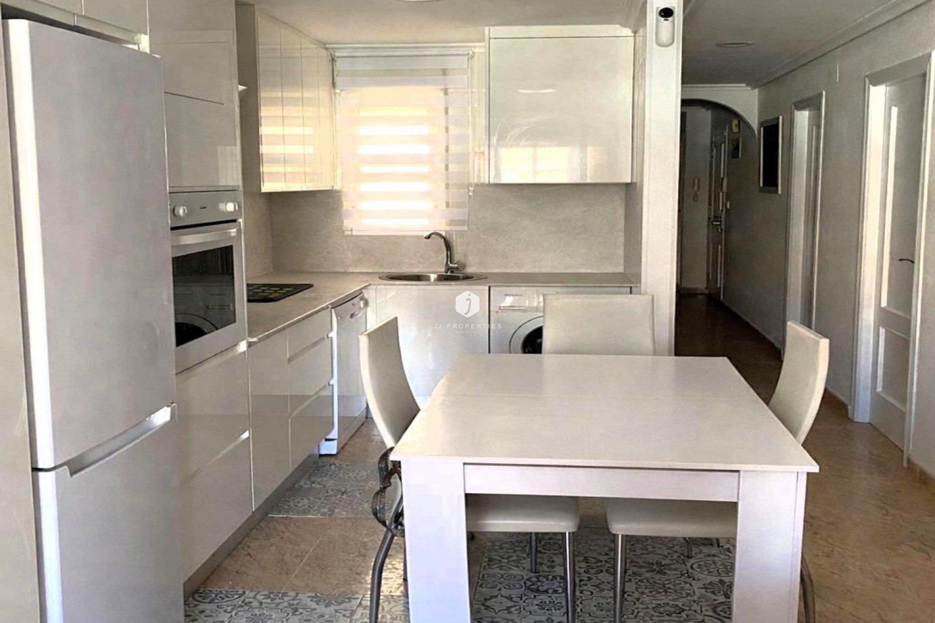 Z drugiej ręki - Daszek -
Torrevieja - Playa del Cura