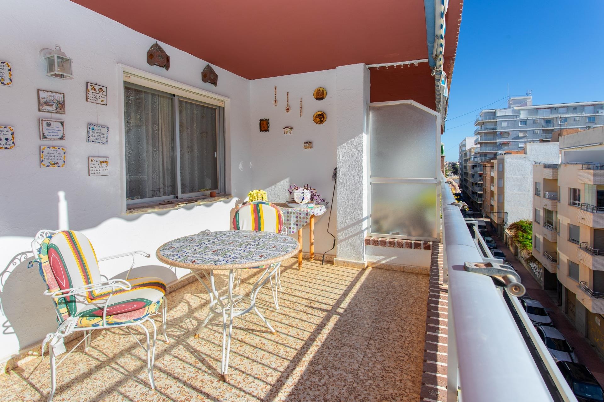 Z drugiej ręki - Daszek -
Torrevieja - Playa del Cura