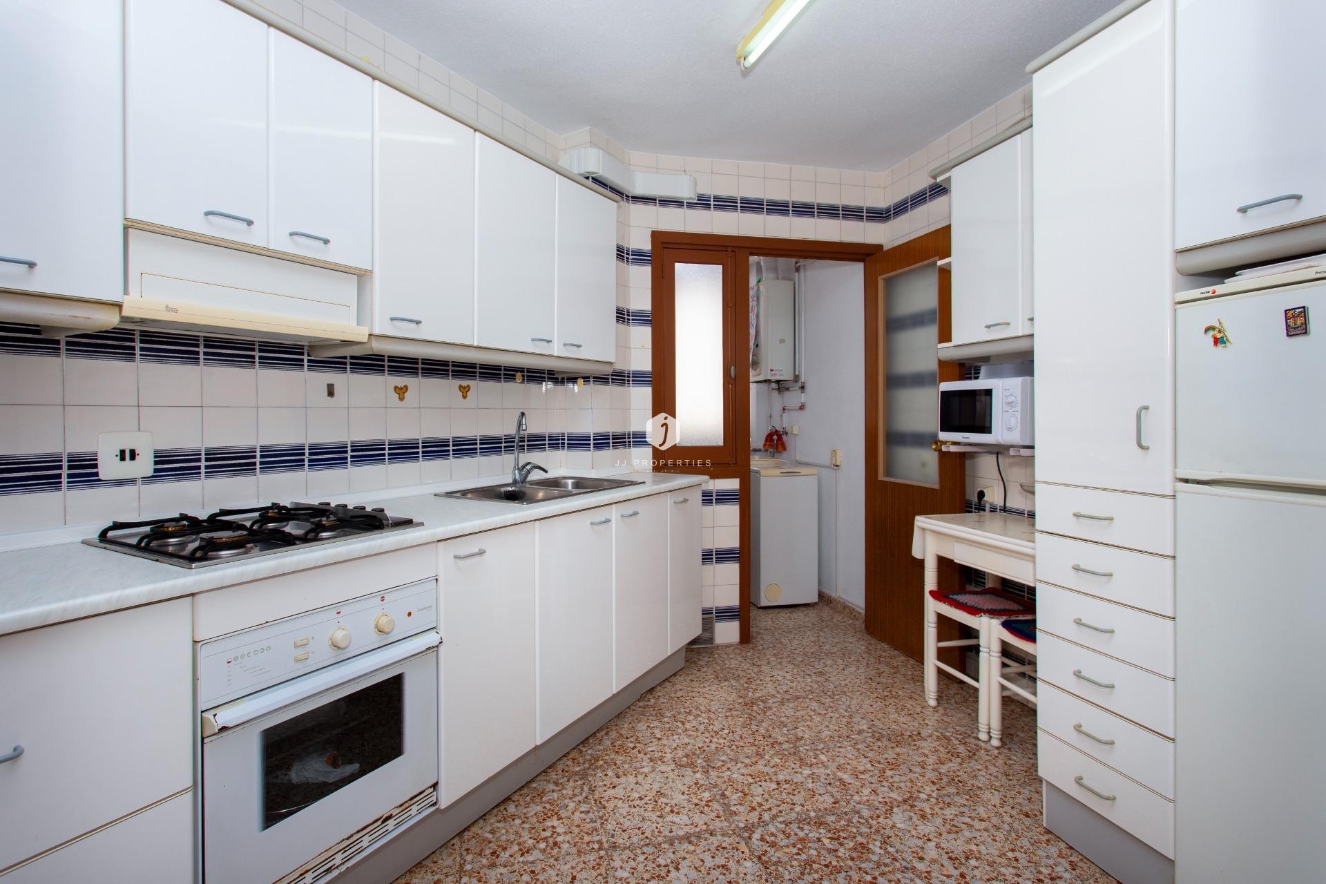 Z drugiej ręki - Daszek -
Torrevieja - Playa del Cura