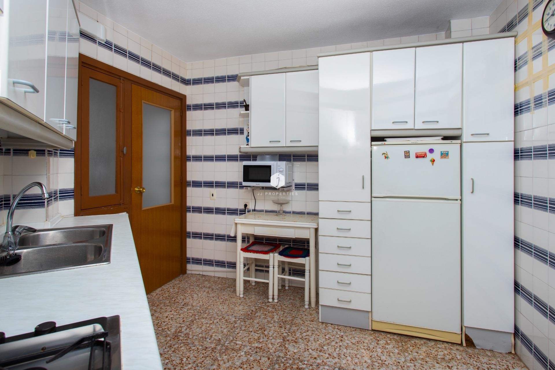 Z drugiej ręki - Daszek -
Torrevieja - Playa del Cura