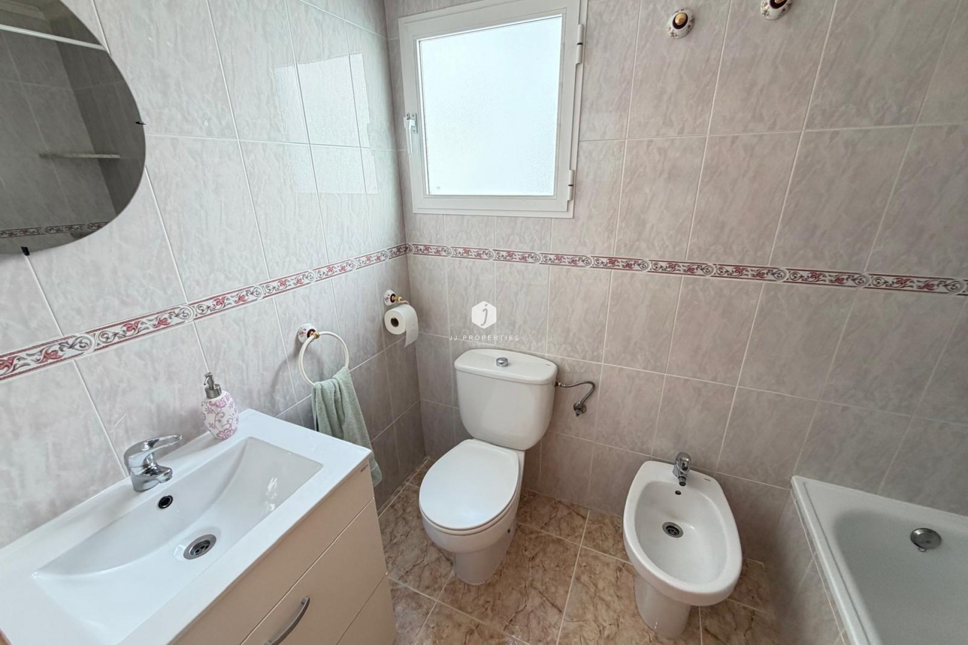 Z drugiej ręki - Daszek -
Torrevieja - Playa del Cura
