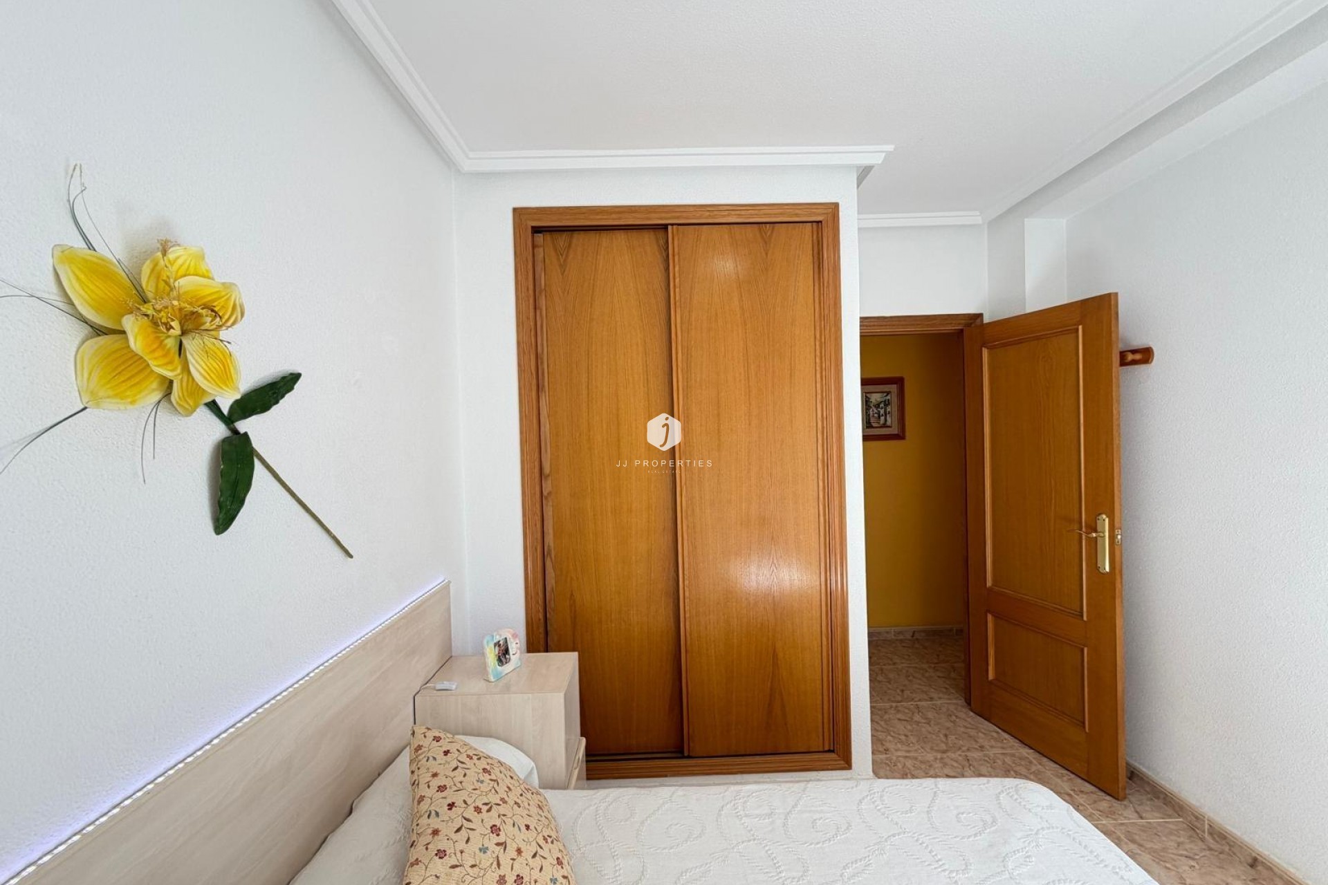 Z drugiej ręki - Daszek -
Torrevieja - Playa del Cura
