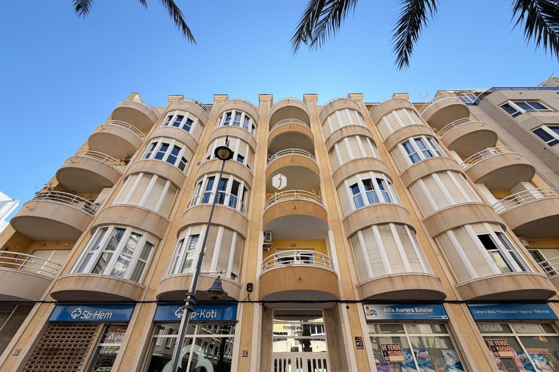 Z drugiej ręki - Daszek -
Torrevieja - Playa del Cura