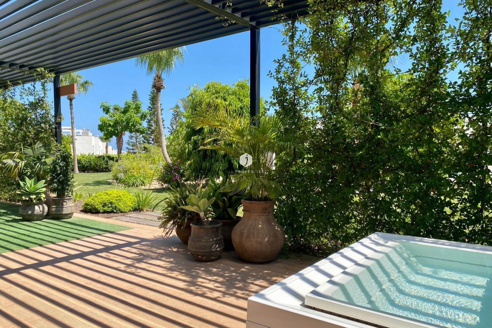 Z drugiej ręki - Daszek -
Torrevieja - Punta prima