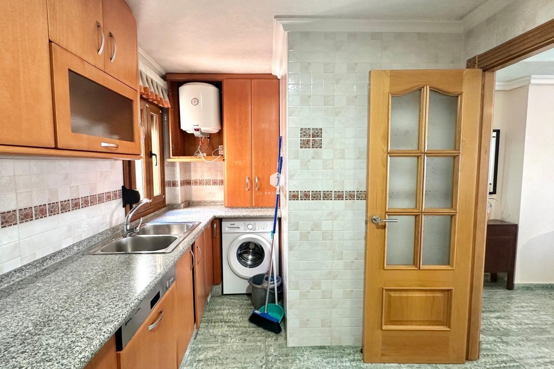 Z drugiej ręki - Daszek -
Torrevieja