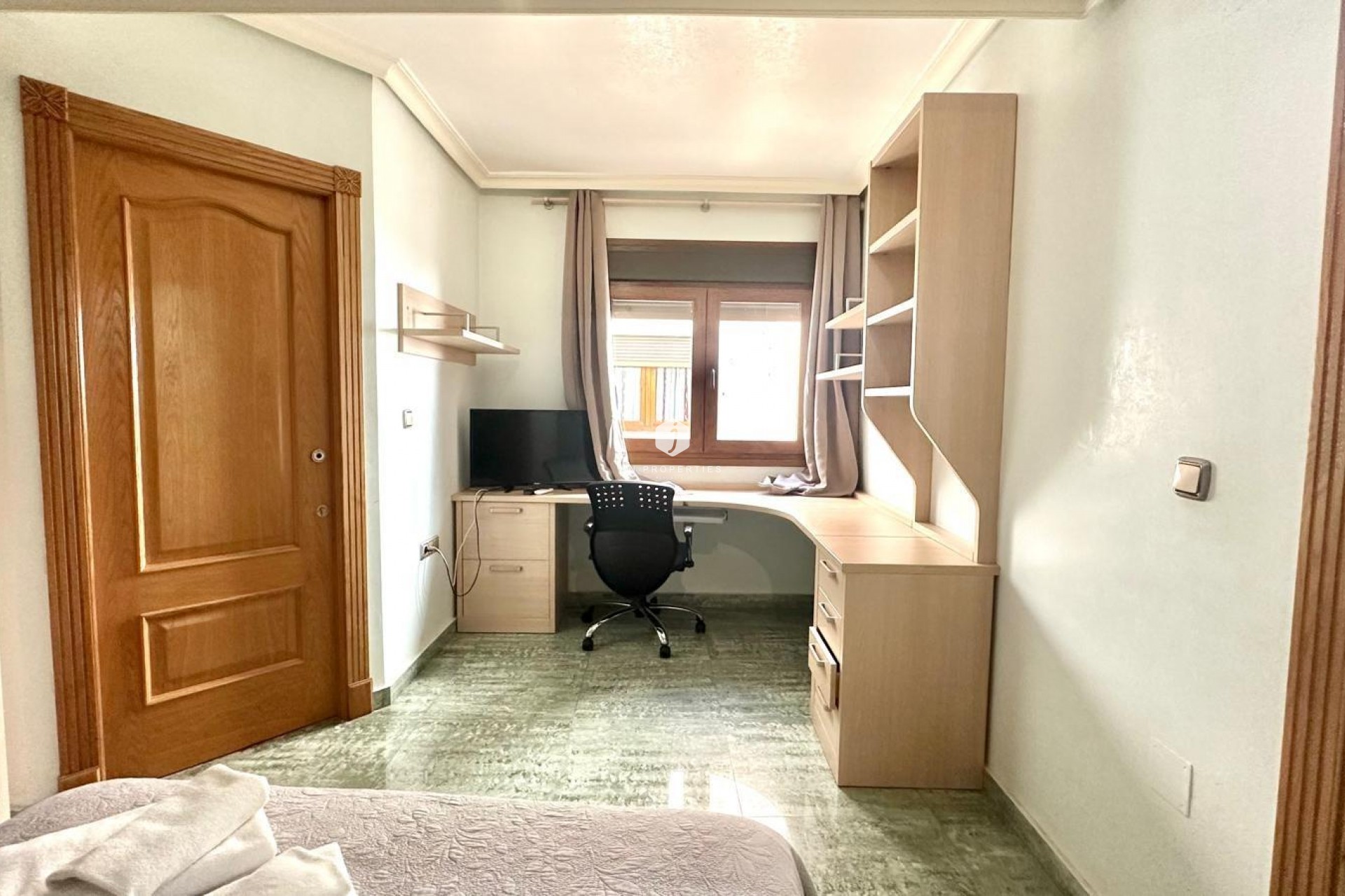 Z drugiej ręki - Daszek -
Torrevieja