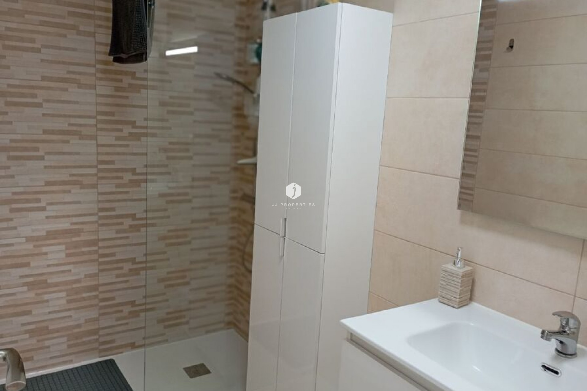 Z drugiej ręki - Dupleks -
Daya Vieja - Costa Blanca