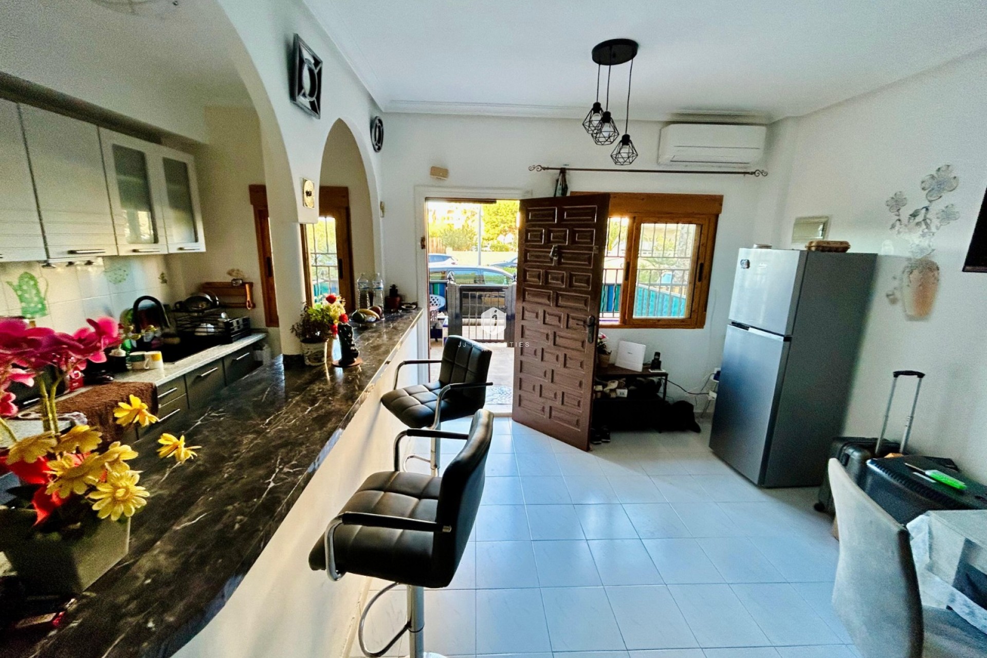 Z drugiej ręki - Dupleks -
Torrevieja - Costa Blanca