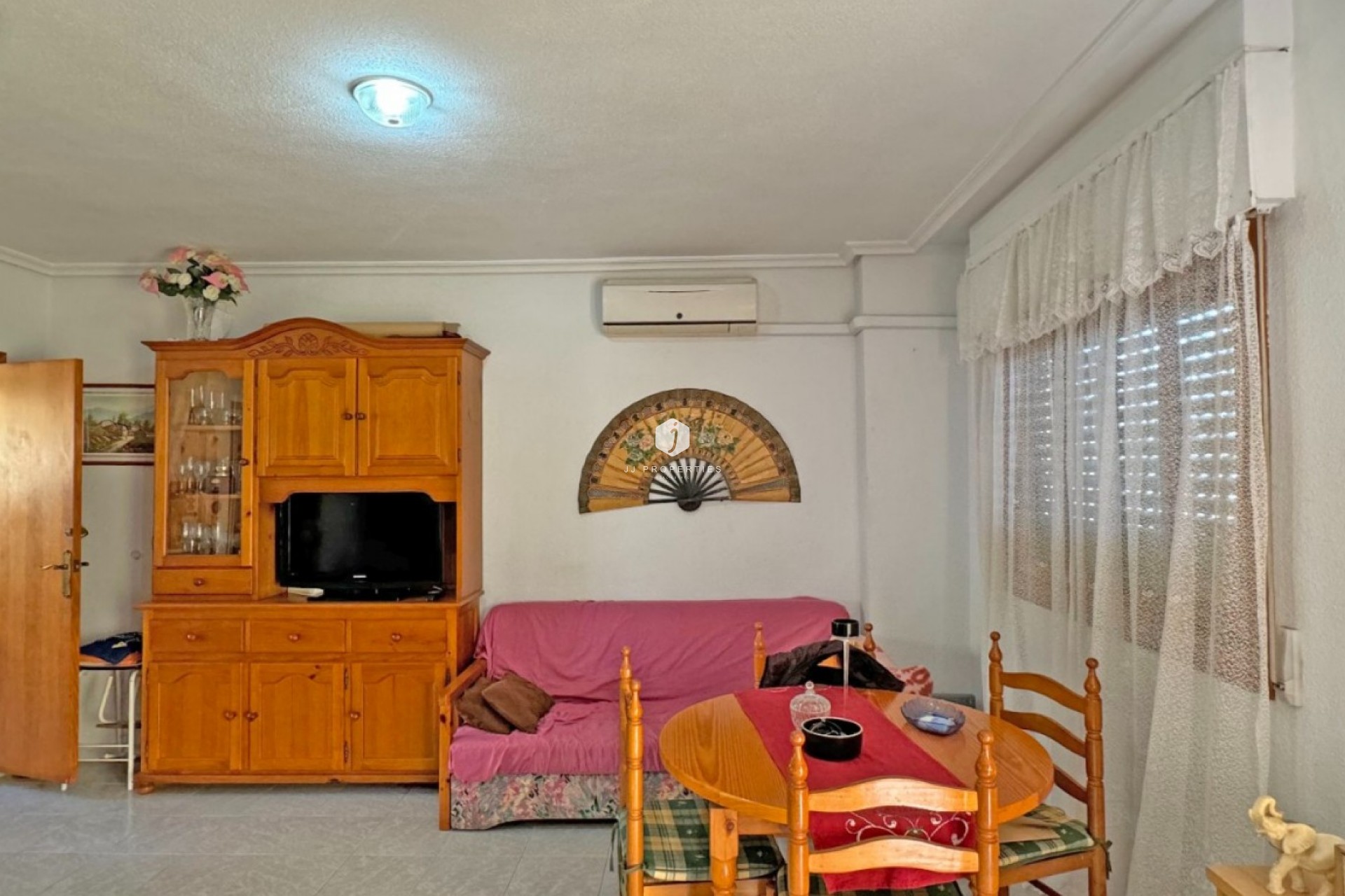 Z drugiej ręki - Dupleks -
Torrevieja - Costa Blanca