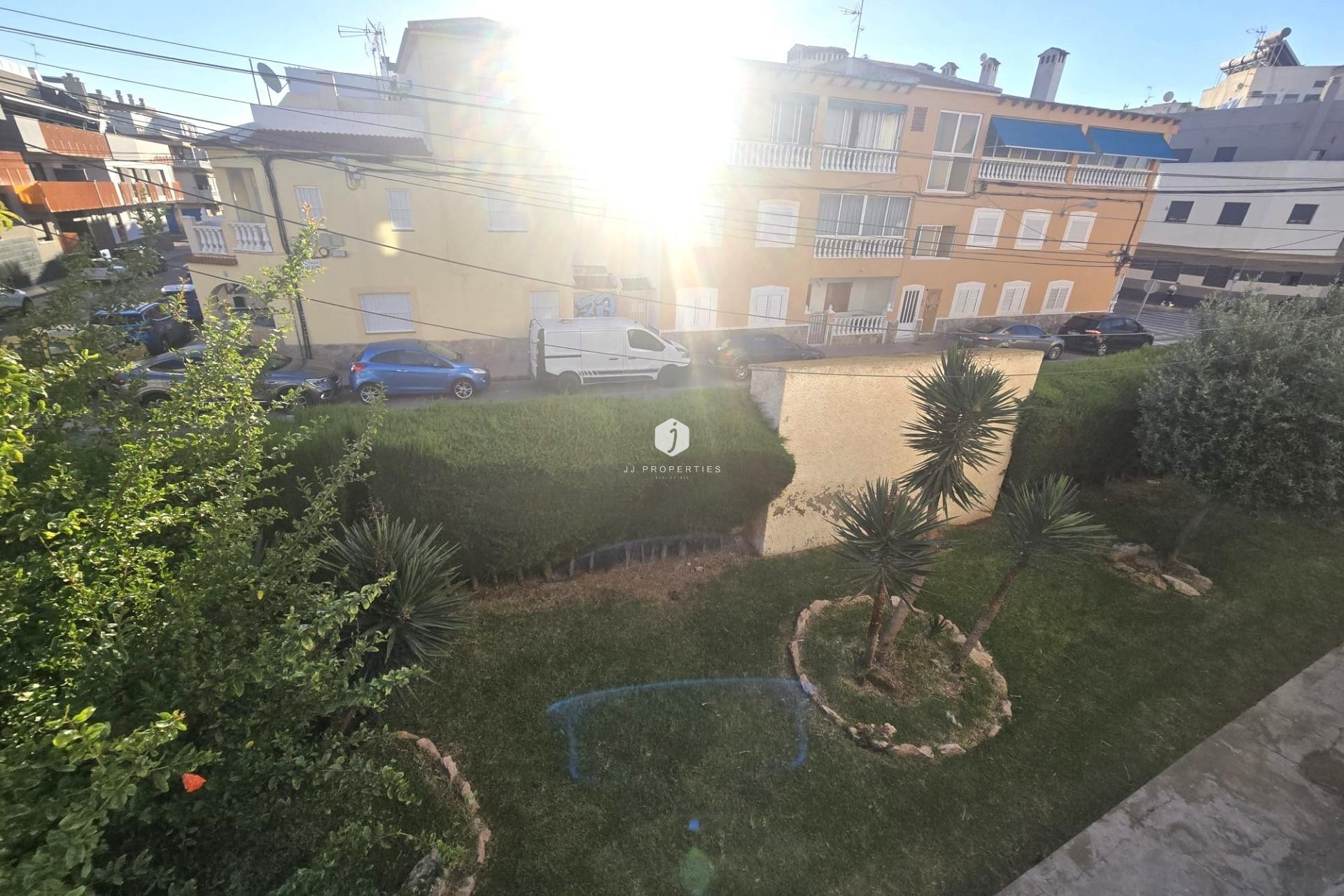 Z drugiej ręki - Dupleks -
Torrevieja - Habaneras