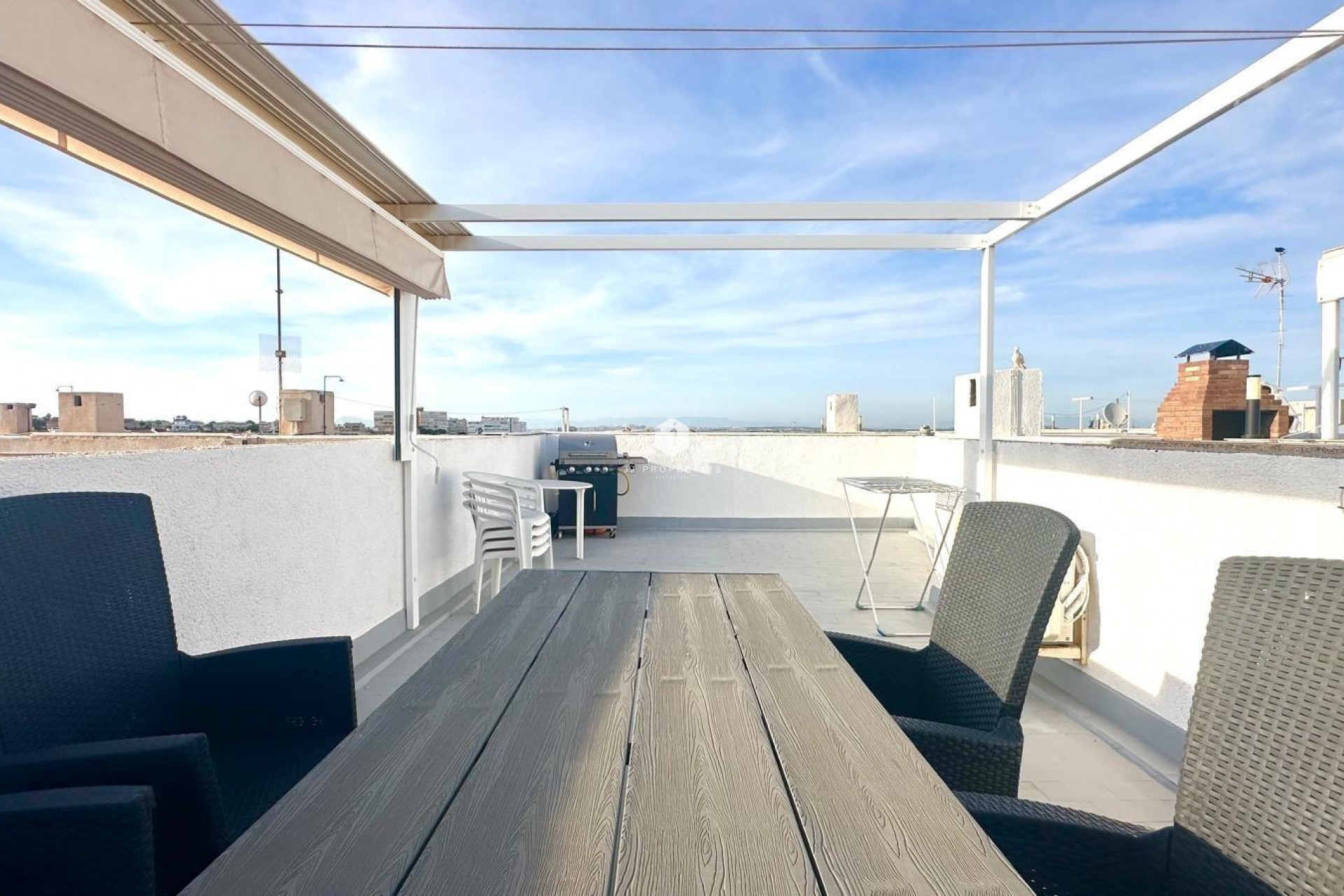 Z drugiej ręki - Dupleks -
Torrevieja - La Mata