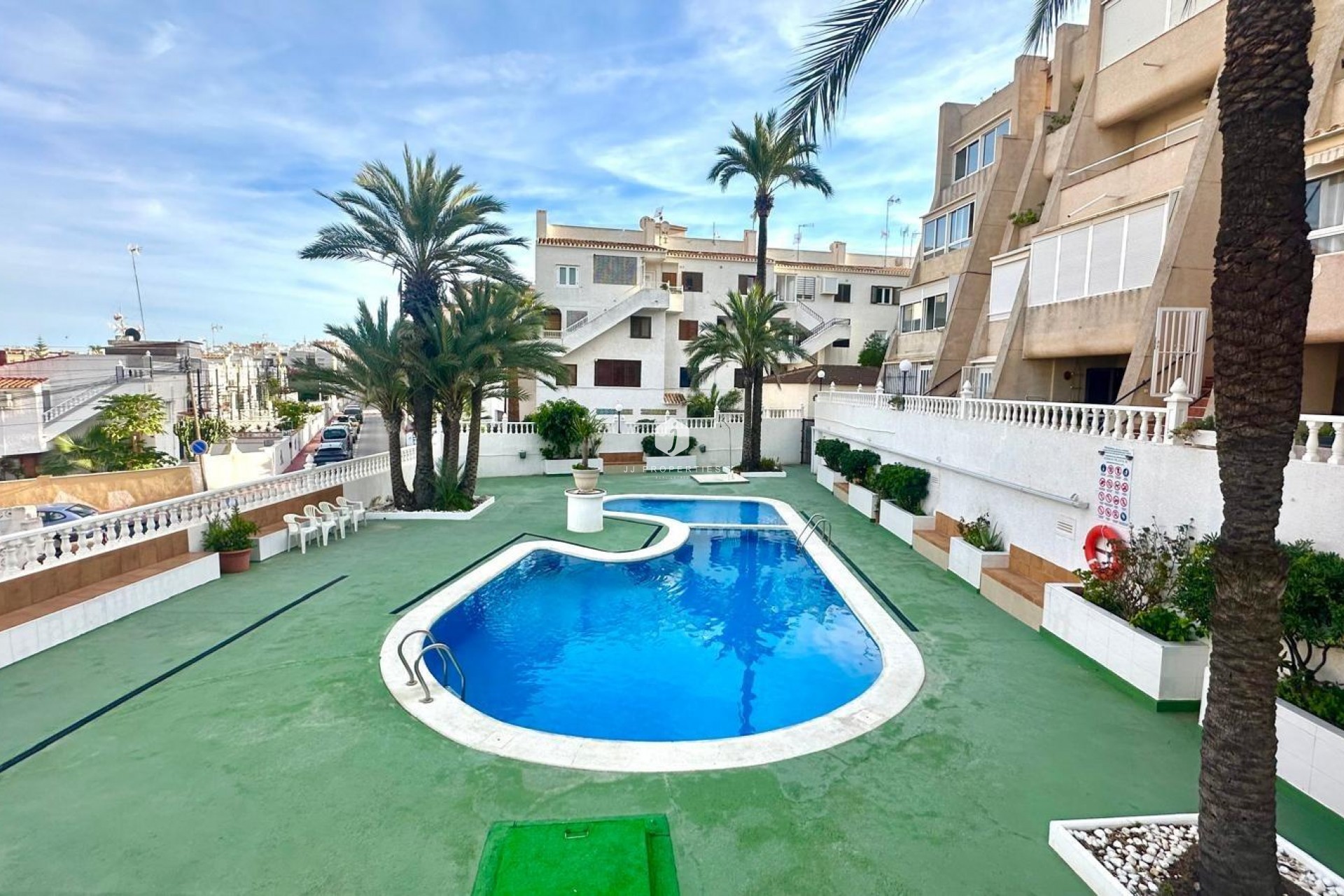 Z drugiej ręki - Dupleks -
Torrevieja - La Mata