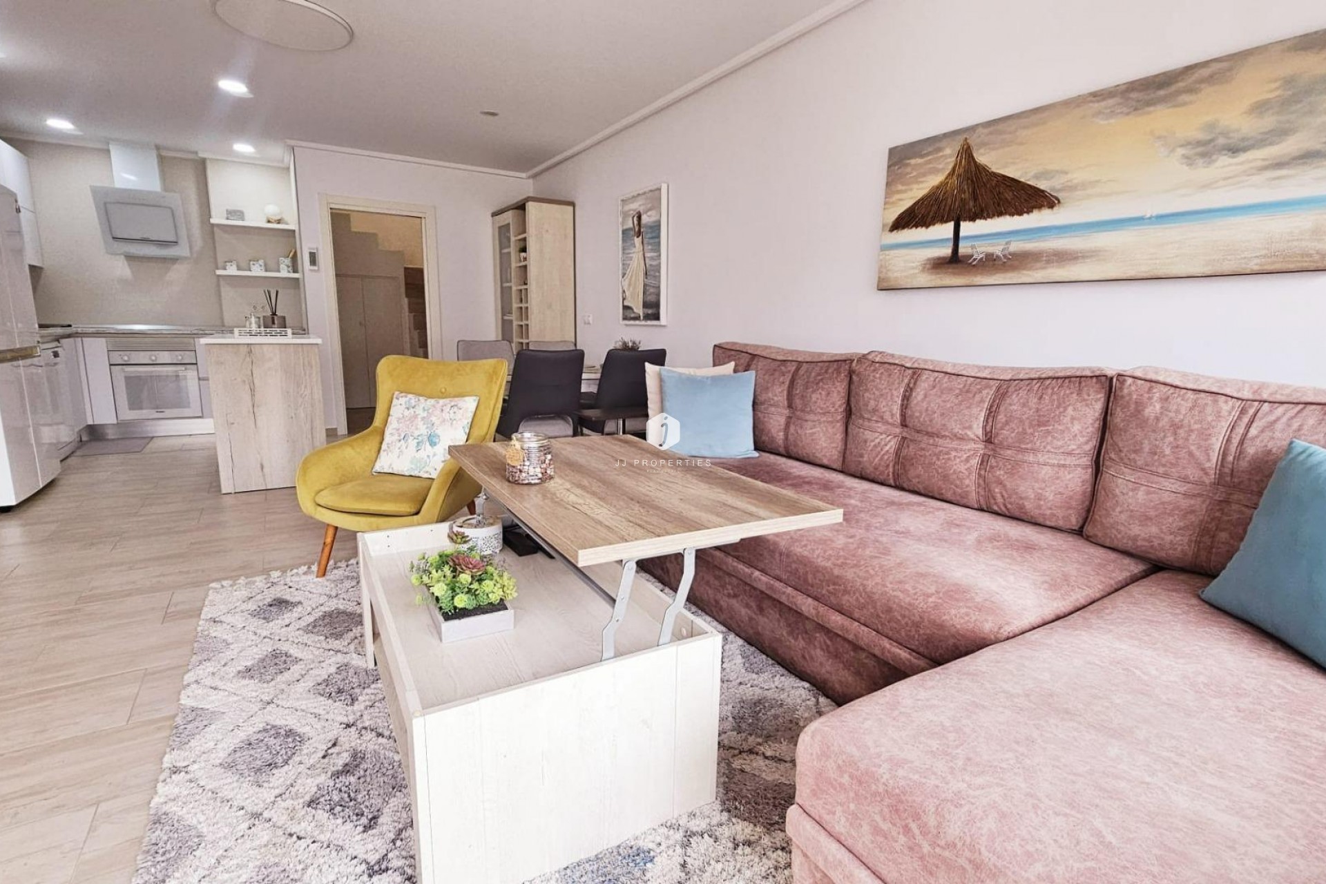 Z drugiej ręki - Dupleks -
Torrevieja - La siesta
