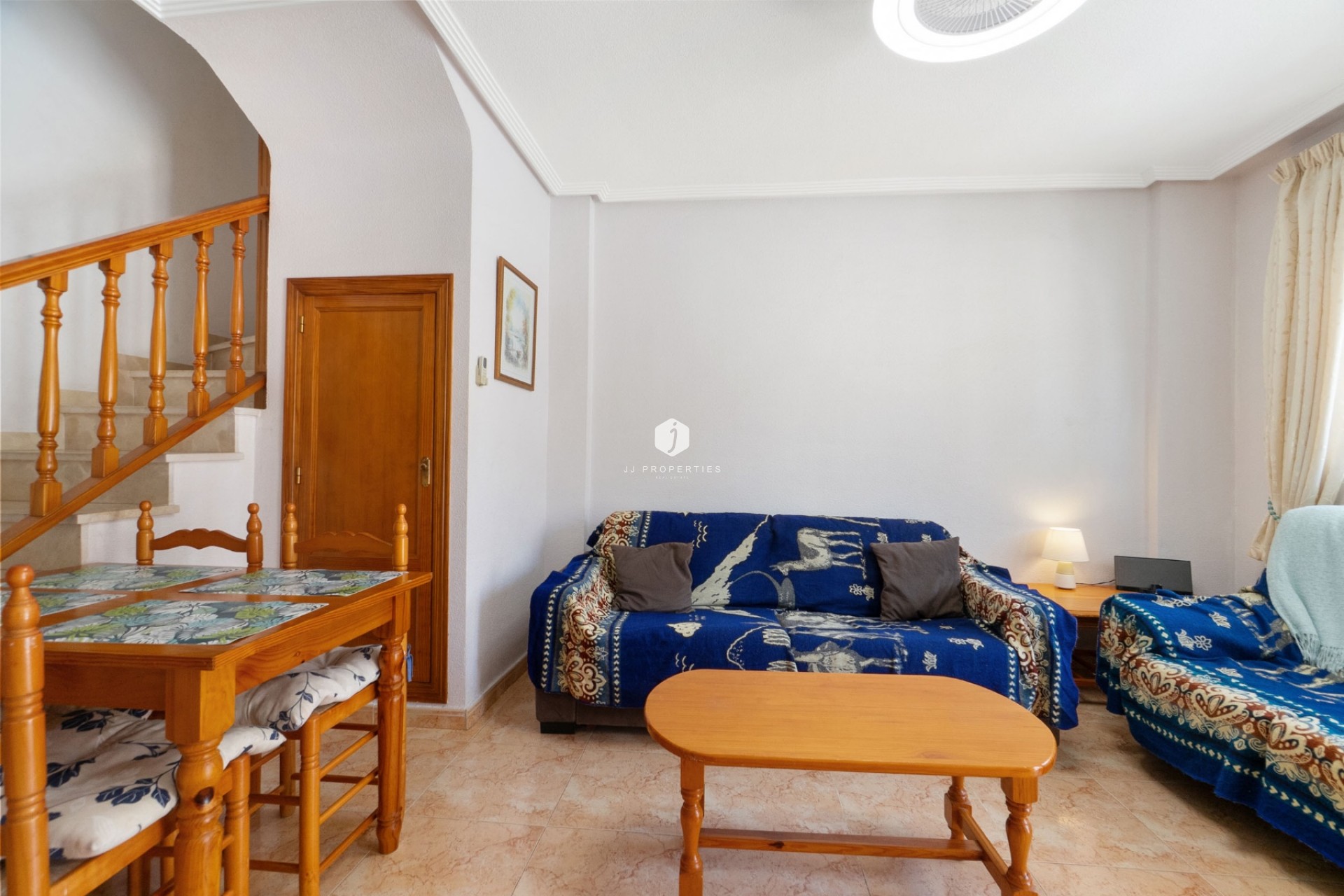 Z drugiej ręki - Dupleks -
Torrevieja - Nueva Torrevieja