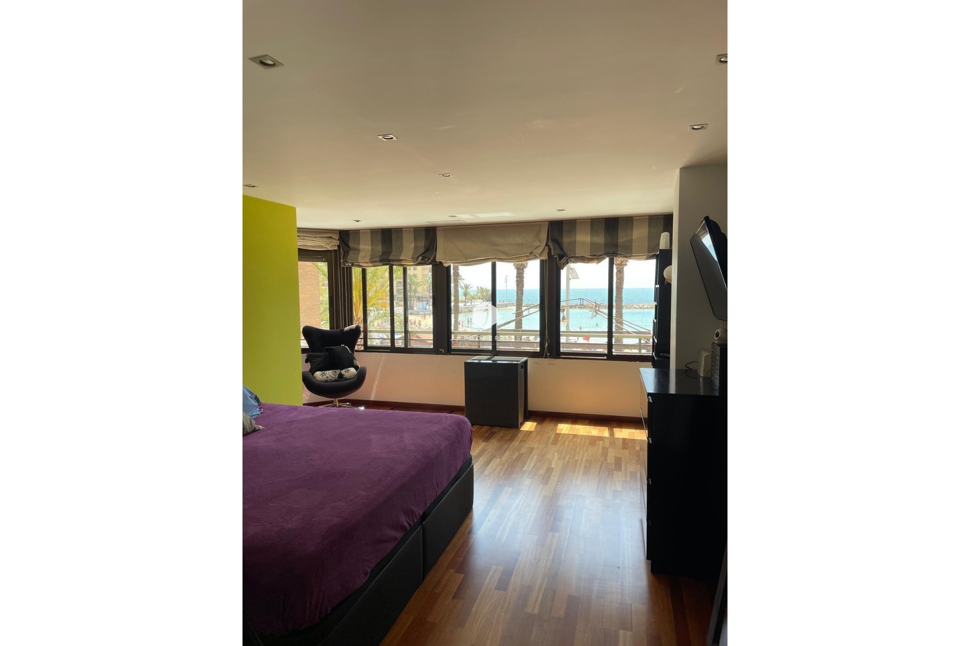 Z drugiej ręki - Dupleks -
Torrevieja - Playa del Cura