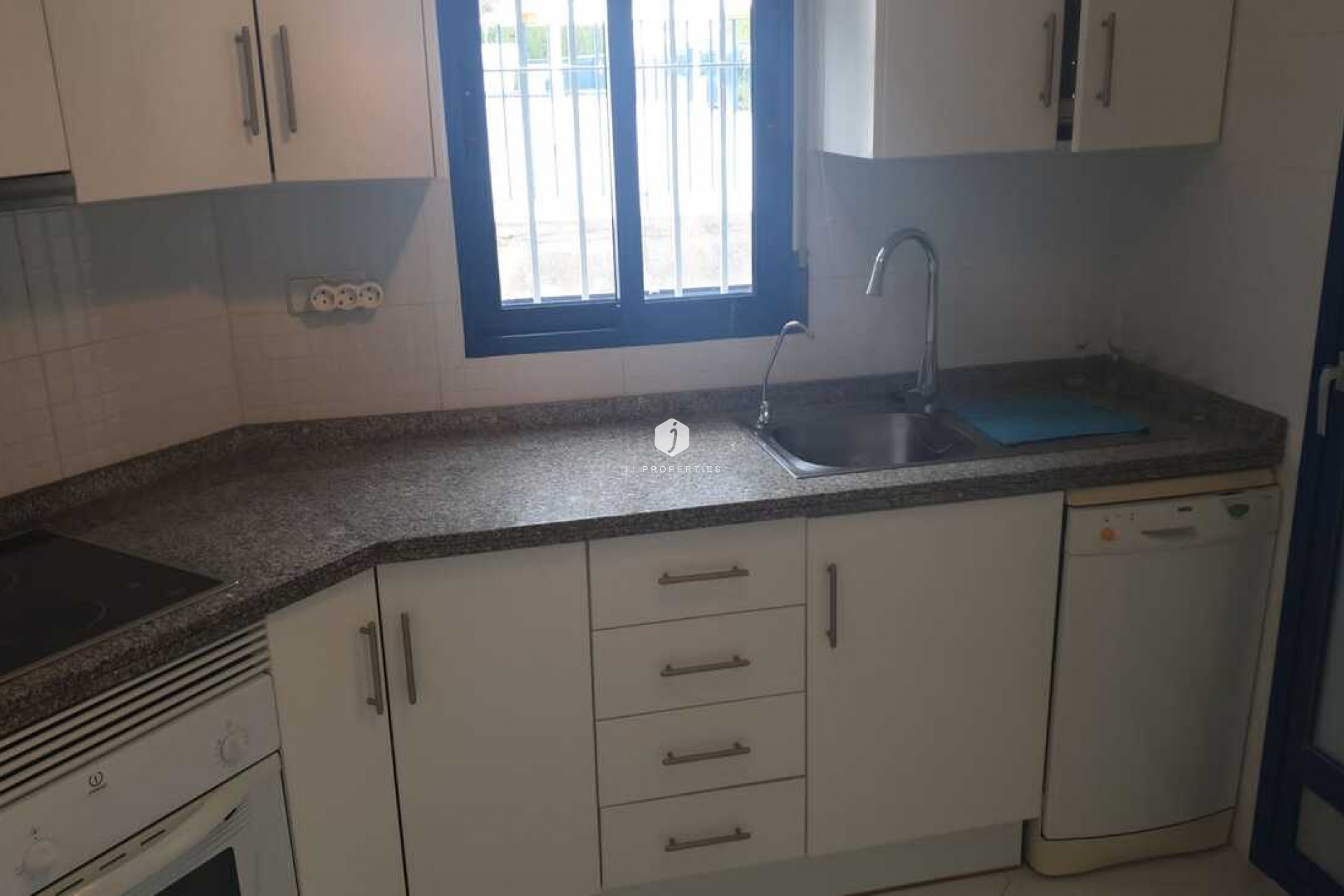 Z drugiej ręki - Mieszkanie w bloku -
Cabo Roig - Costa Blanca