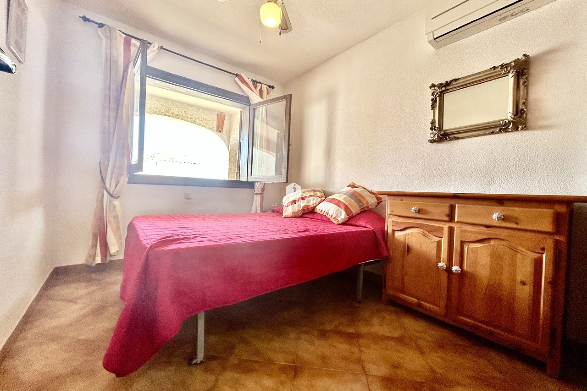 Z drugiej ręki - Mieszkanie w bloku -
Cabo Roig - Costa Blanca