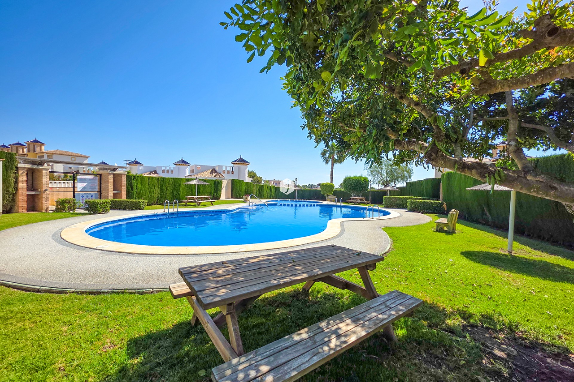 Z drugiej ręki - Mieszkanie w bloku -
Cabo Roig - Costa Blanca