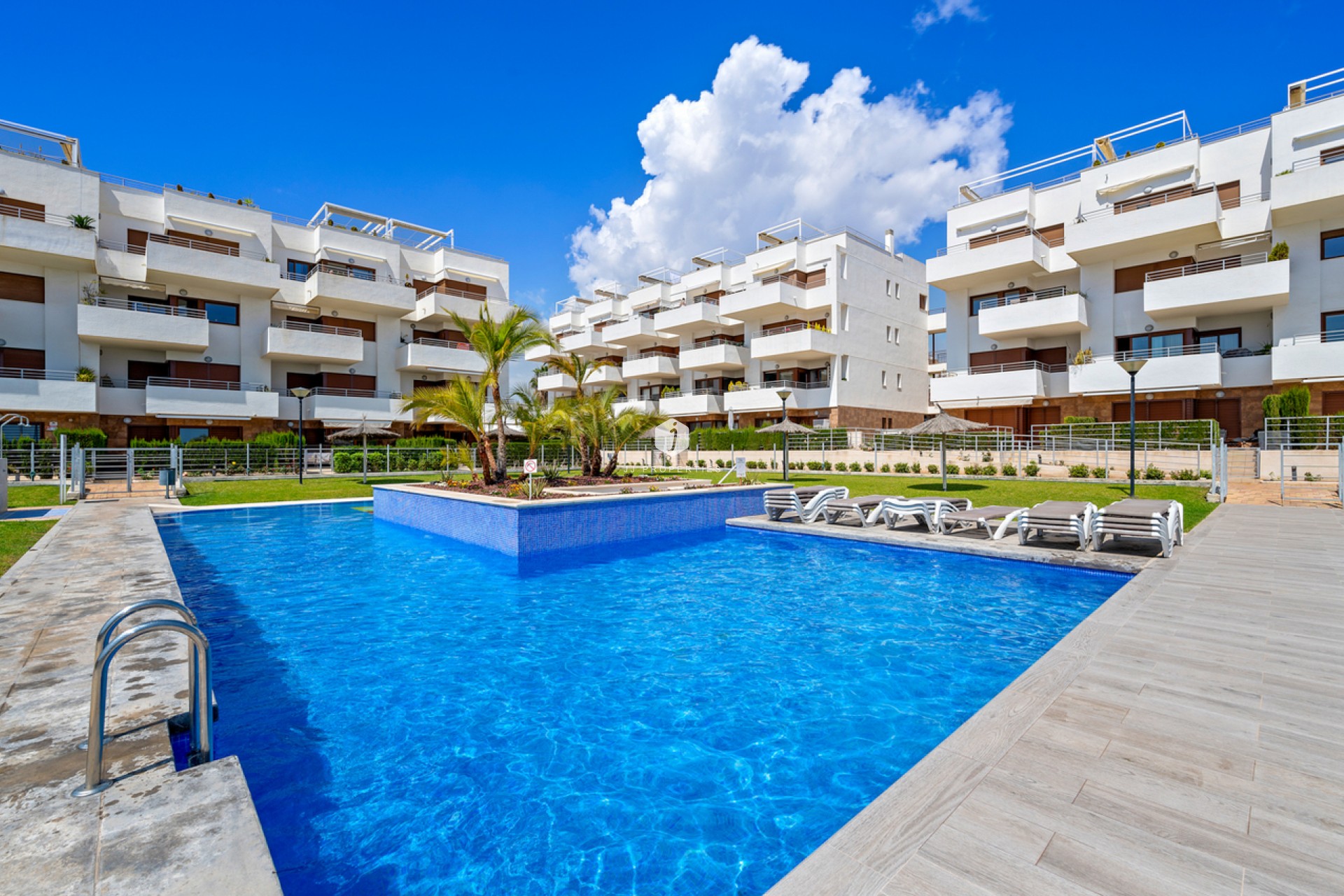 Z drugiej ręki - Mieszkanie w bloku -
Cabo Roig - Costa Blanca