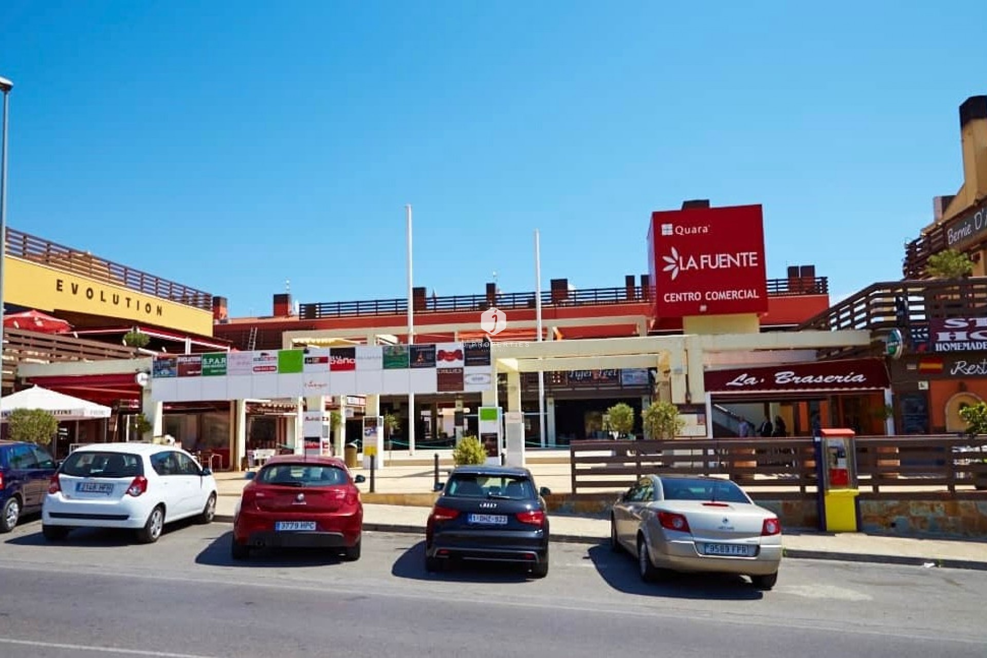 Z drugiej ręki - Mieszkanie w bloku -
Campoamor - Costa Blanca