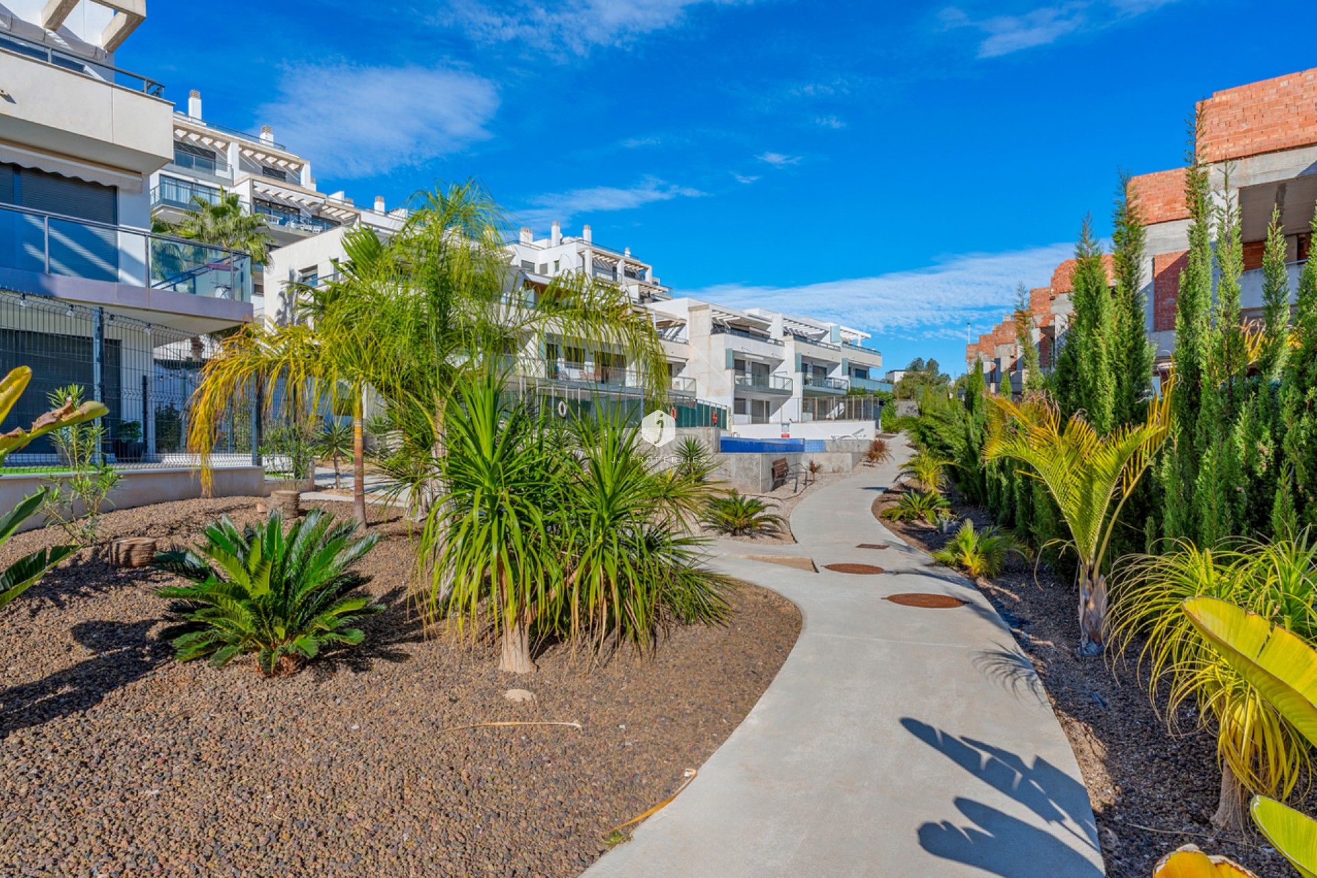 Z drugiej ręki - Mieszkanie w bloku -
Campoamor - Costa Blanca