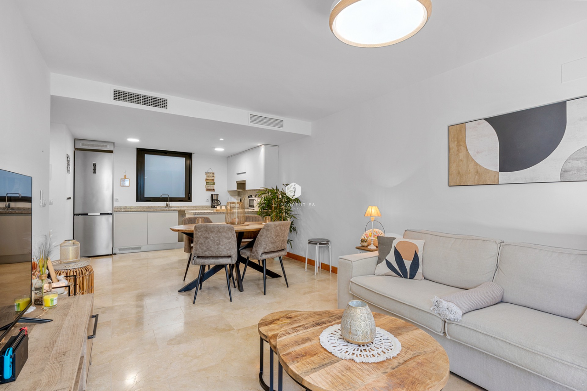 Z drugiej ręki - Mieszkanie w bloku -
Campoamor - Costa Blanca